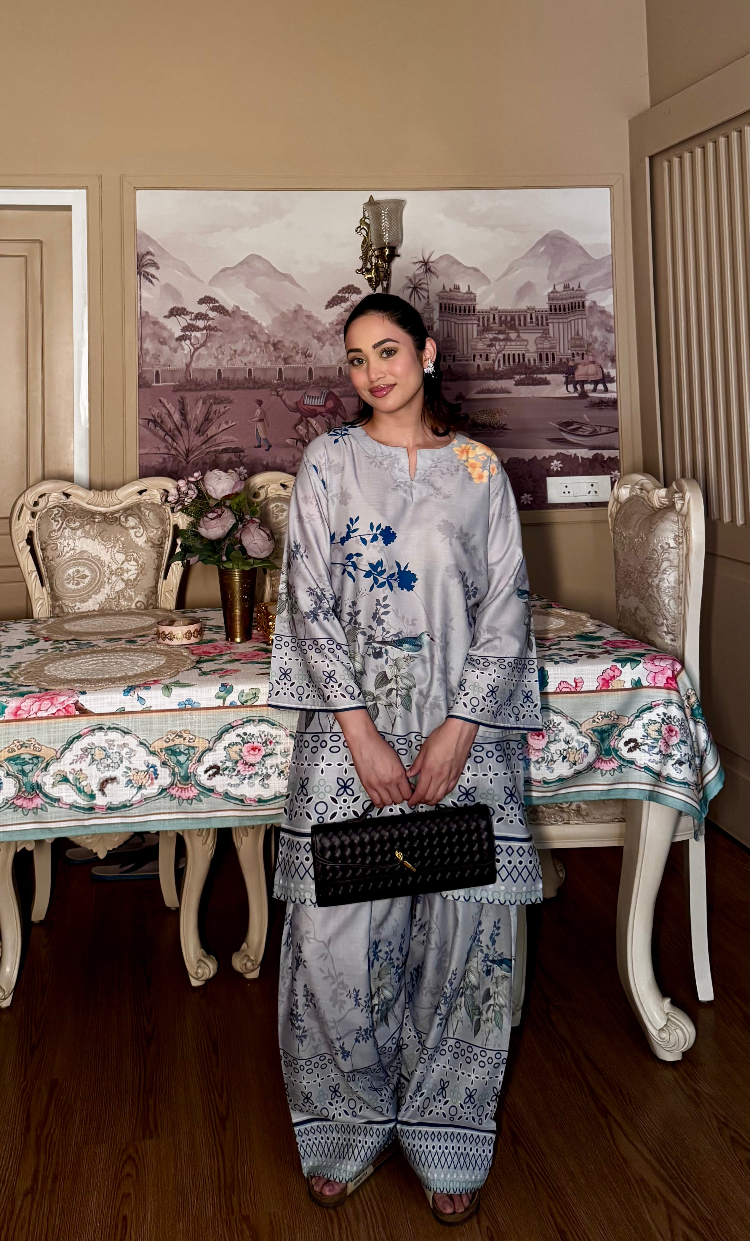 Ishita sandhu In Grey Printed Lawn Cotton Kurta Set with Farsi Pants