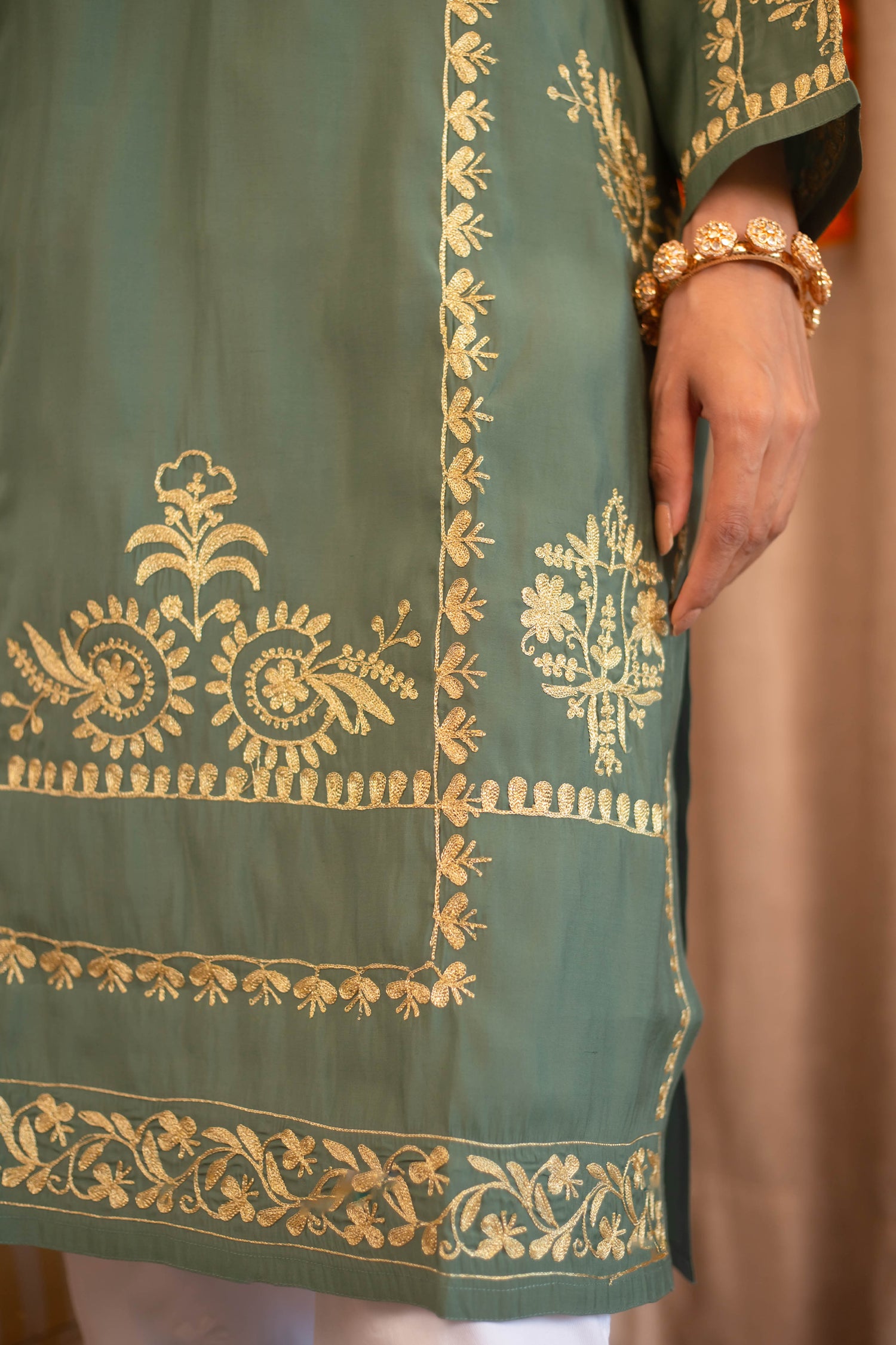 Saba Gold Zari Work Long Kurta In Muslin - Bottle Green