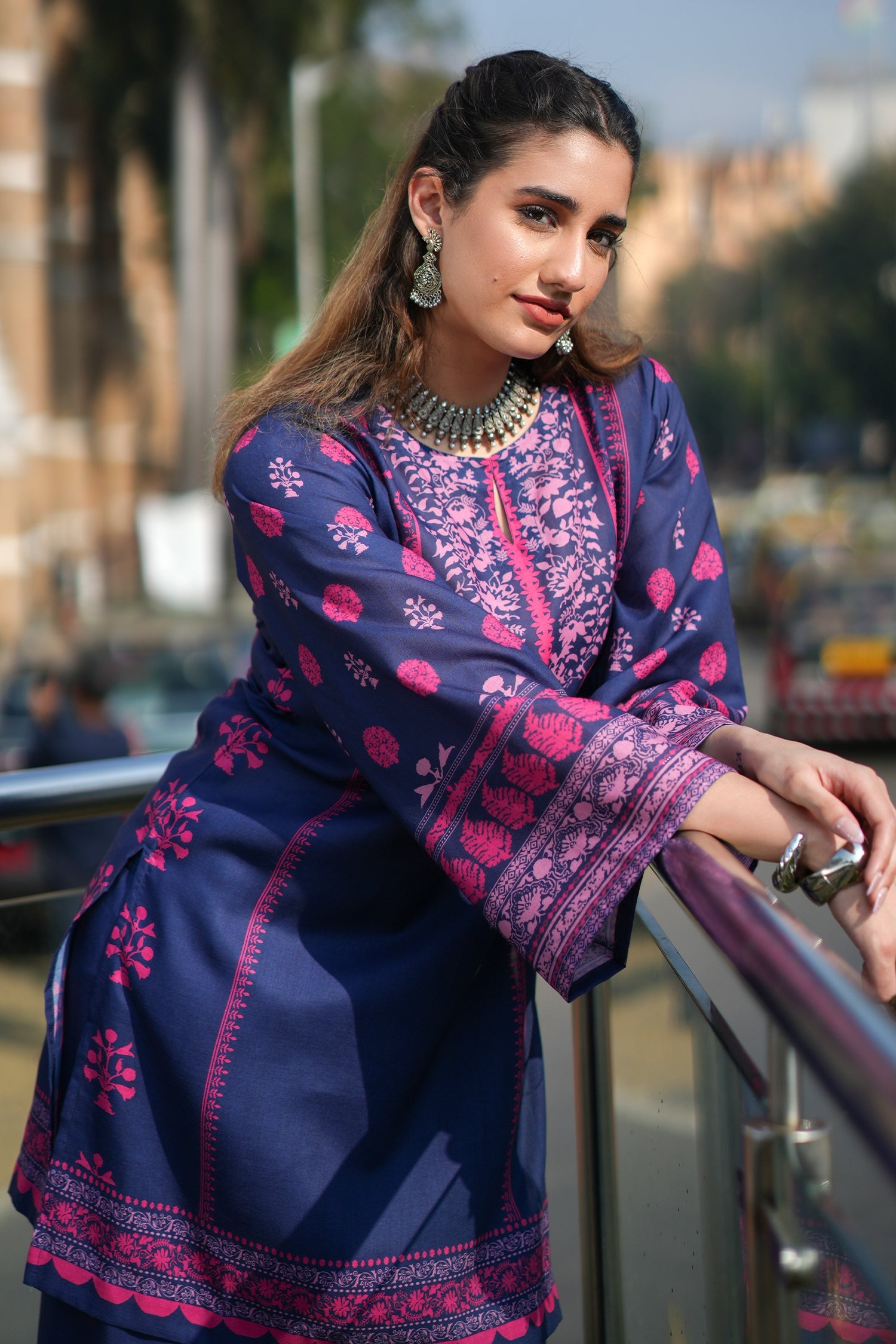 Printed Organza Dupatta - Navy & Pink