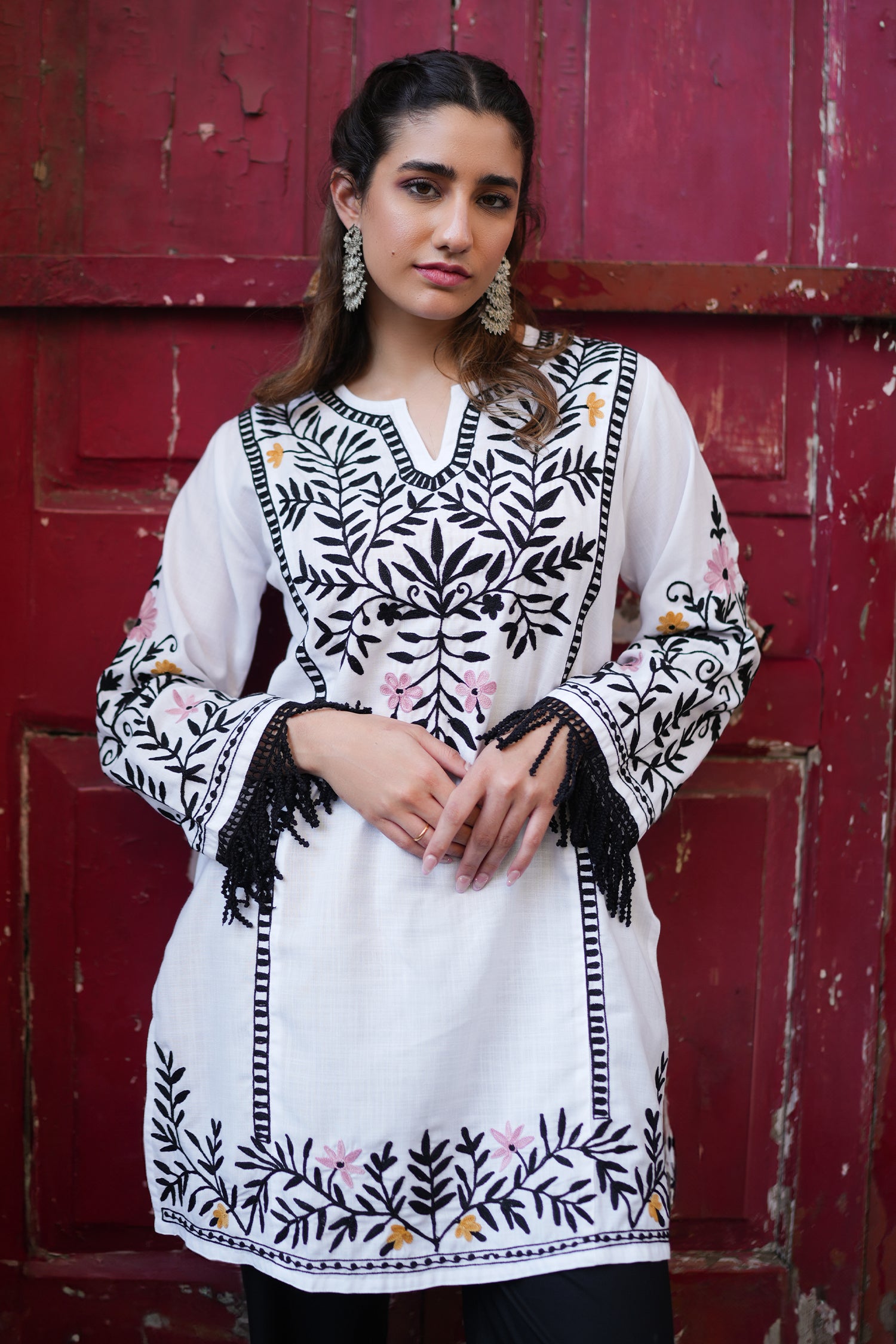 Cotton Kashmiri Aari Embroidered Kurta- White With Black