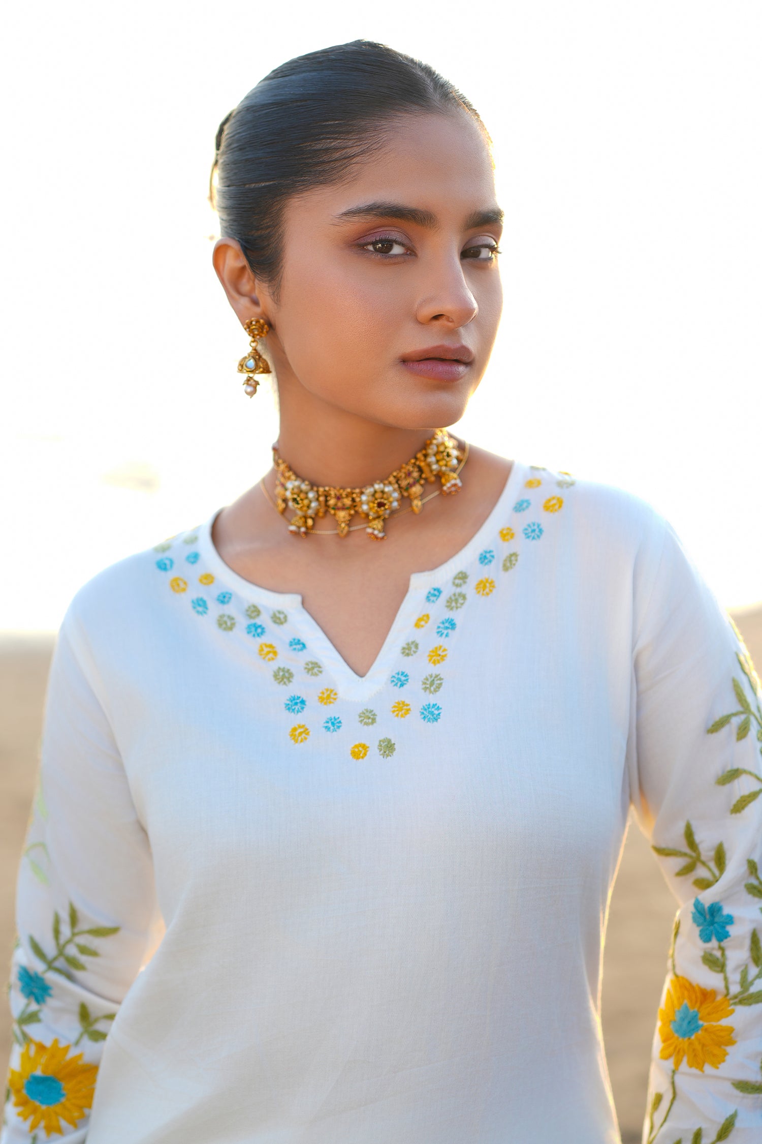 Cotton Chikankari Embroidered Kurta Set With Straight Pants – Ivory Flora