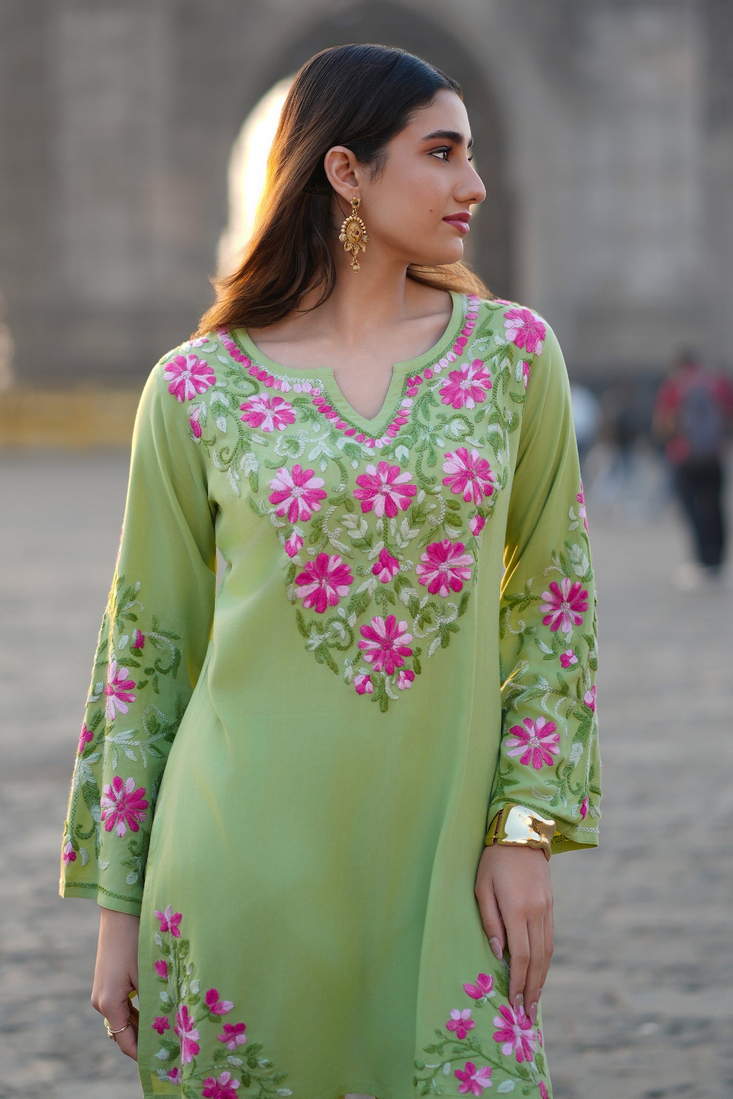 Chikankari Embroidered Kurta in Rayon – Pista Green