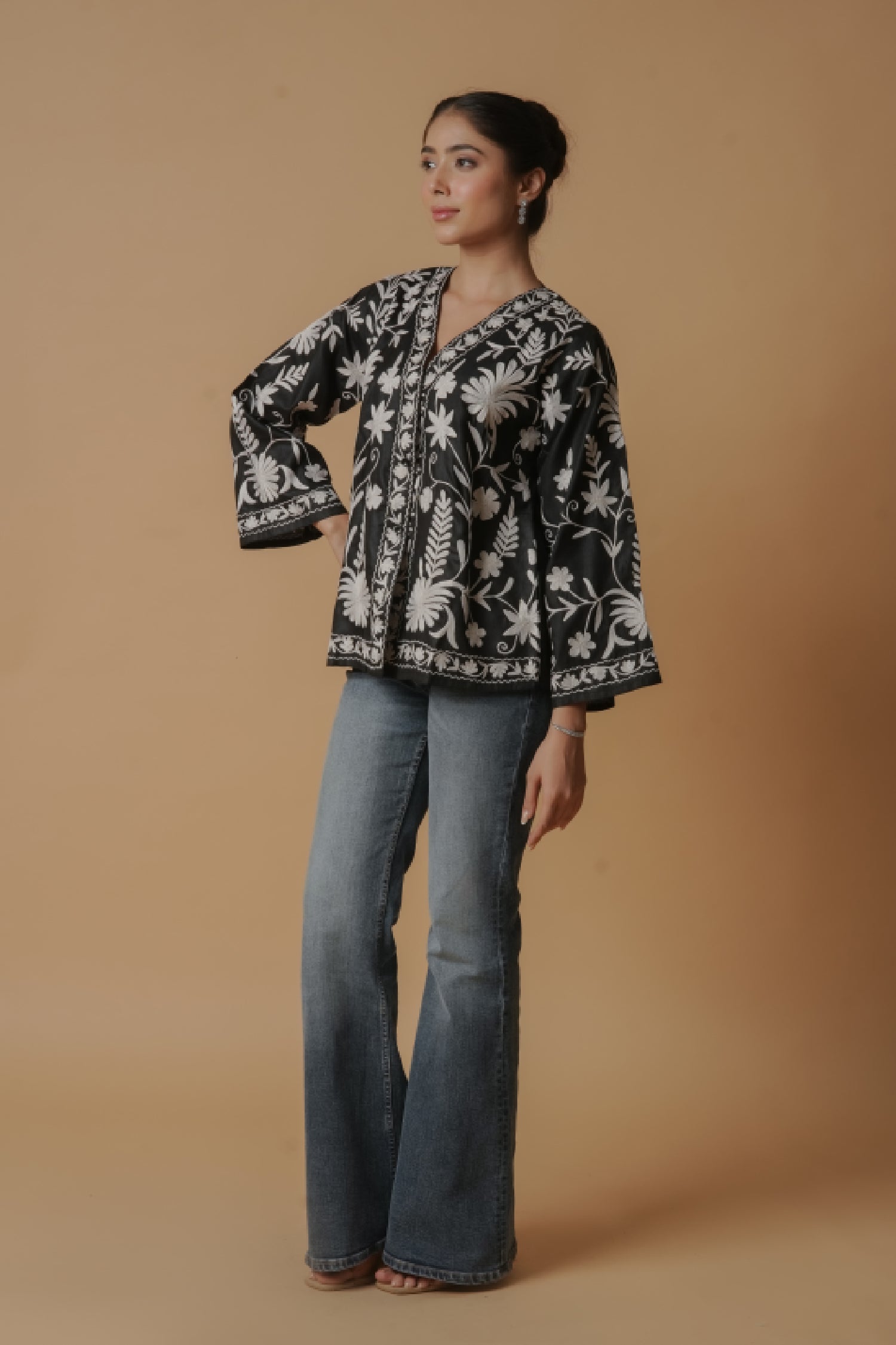 Kashmiri Jacket With Aari Work Cotton – Black