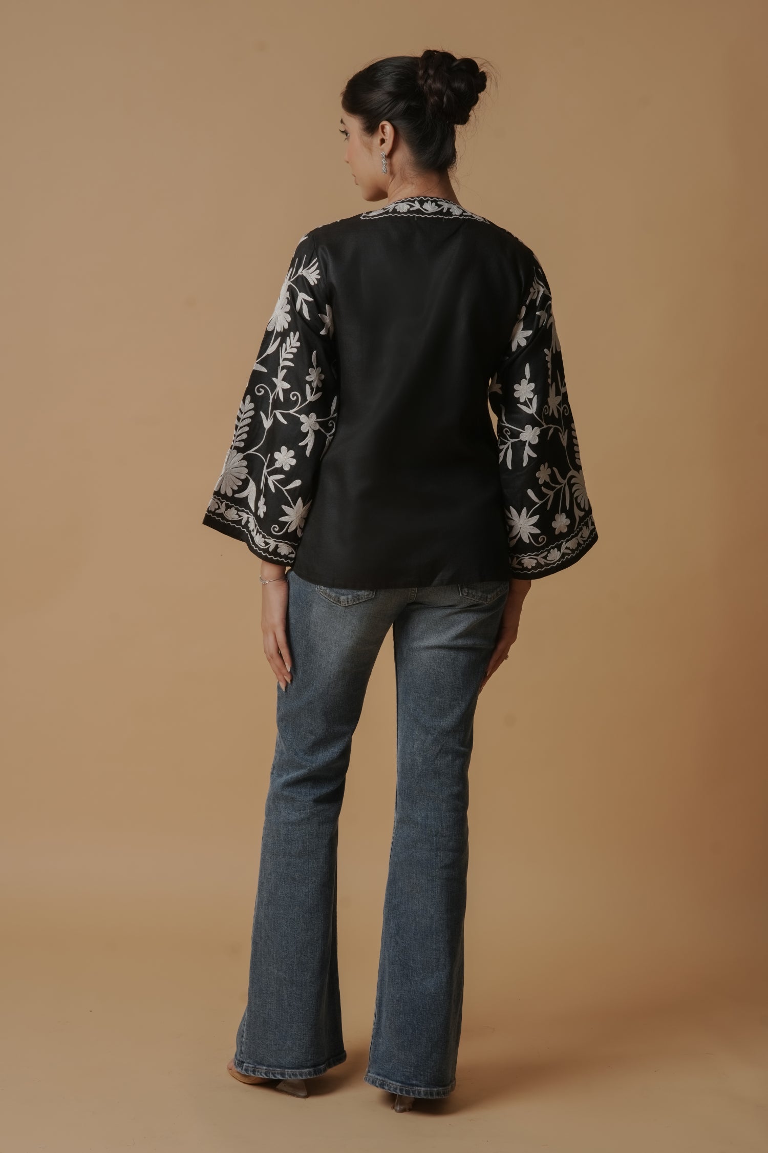 Kashmiri Jacket With Aari Work Cotton – Black