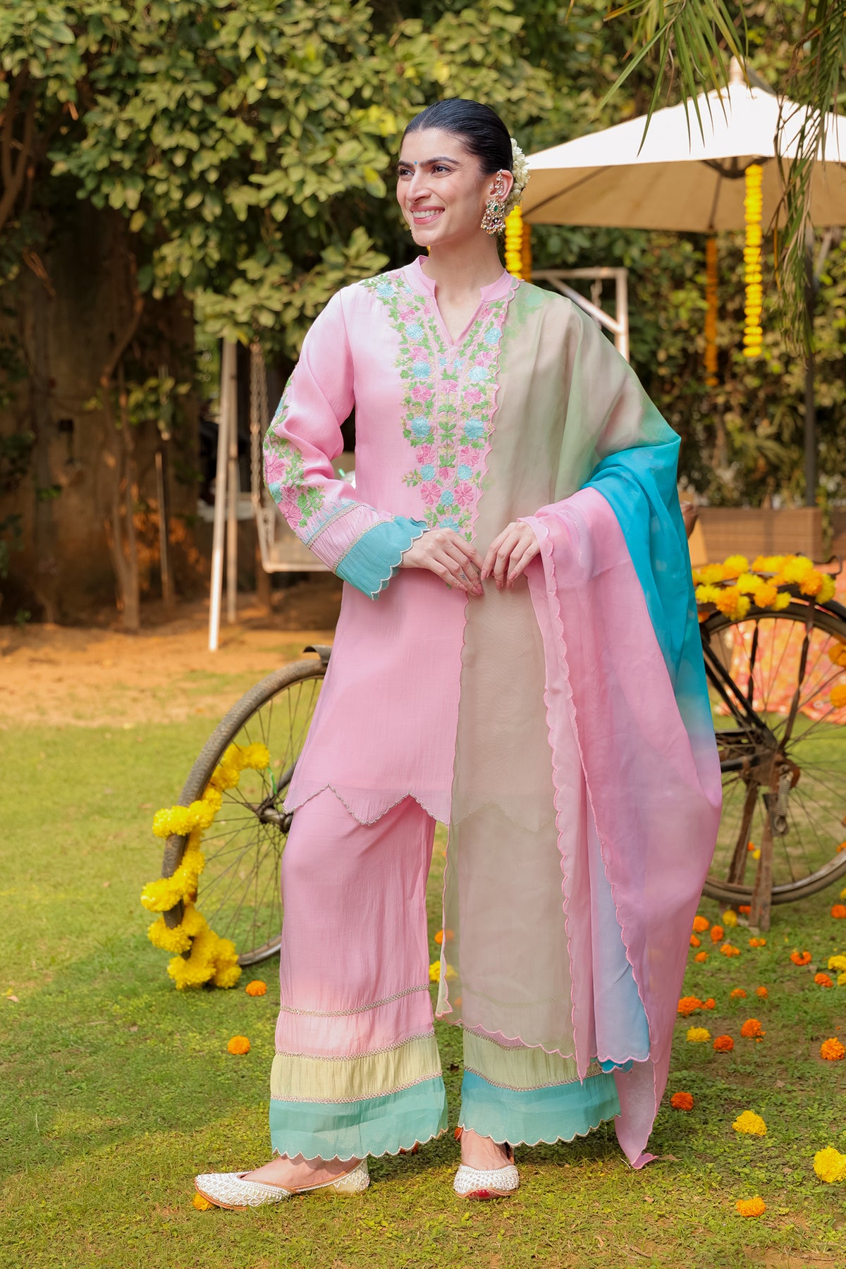 Printed Organza Dupatta in Light Pink