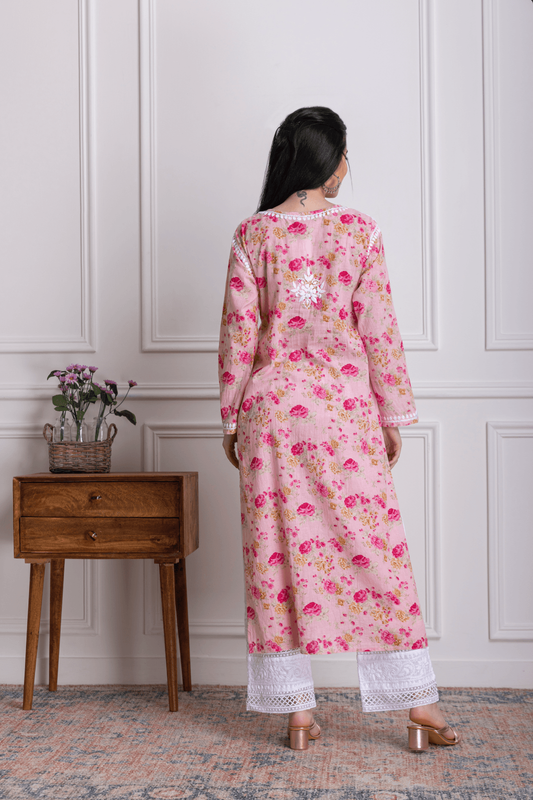 Fizaa Mul Printed Hand Embroidery Chikankari Kurta- Pink - House Of Kari (Chikankari Clothing)