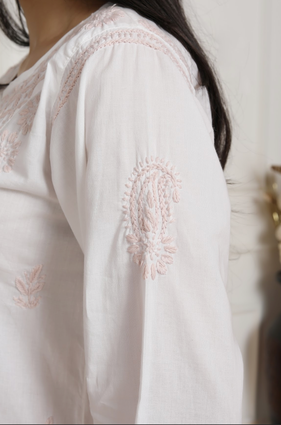 Saba Chikankari shirt kurta in cotton - White with Peach