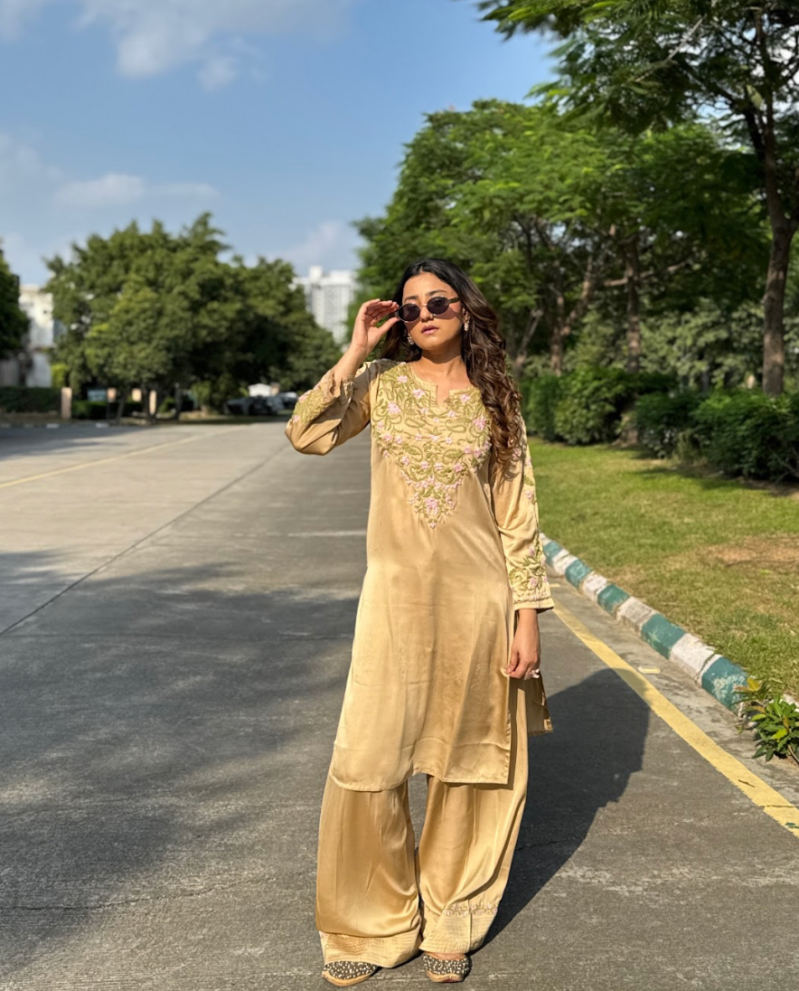 Soumya in Chikankari Kurta Set in Satin Silk with Farsi Pants – Beige