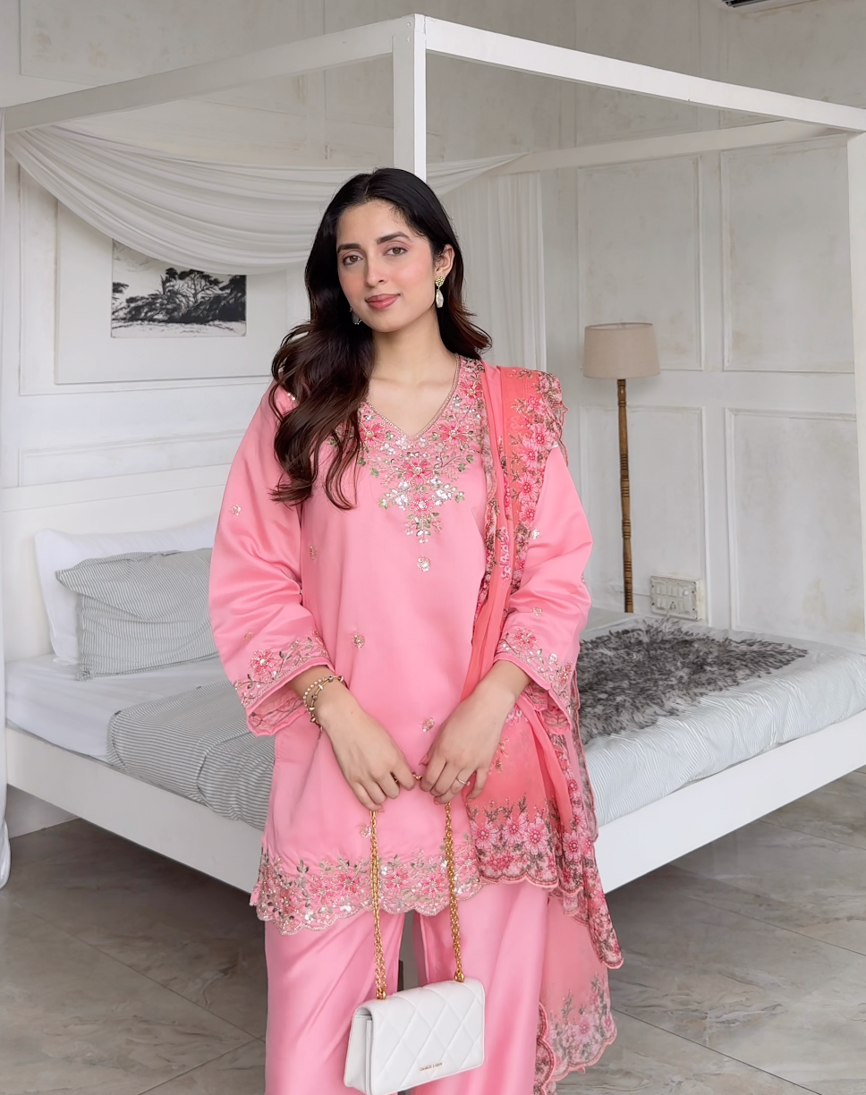 Vanshita in Mix Sequin Sheesha Silk Loose Pant Kurta Set in Pastel Pink