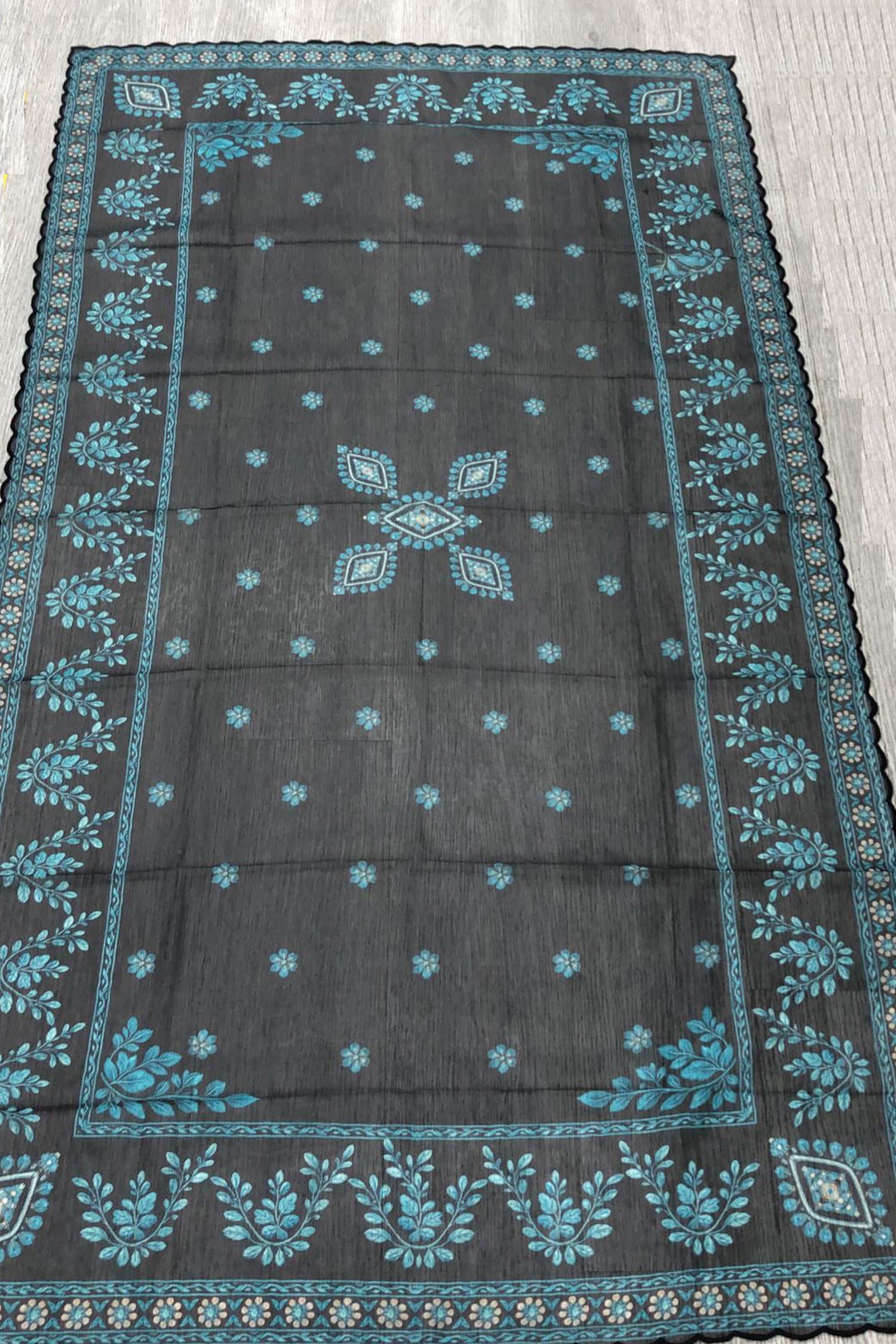 HK_LP51BlueDupatta/WhatsApp-Image-2026-04-14-at-15.04.58.jpg