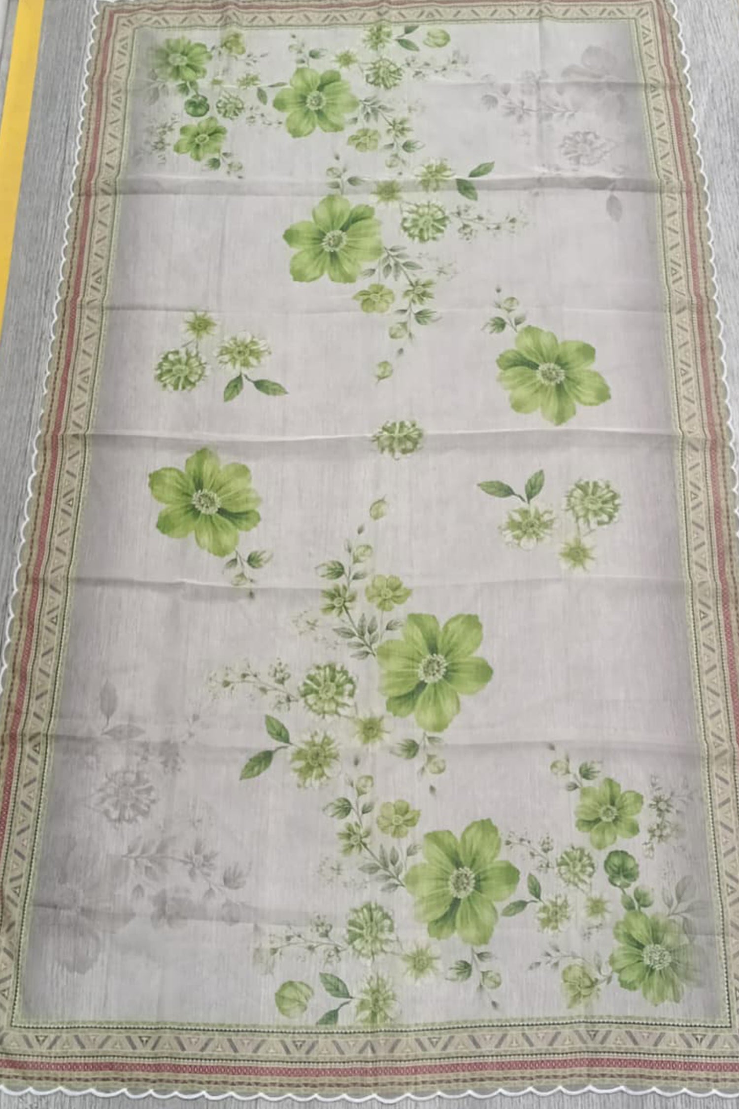 HK_LP48Dupatta/WhatsApp-Image-2026-04-22-at-15.16.13-(2).jpg