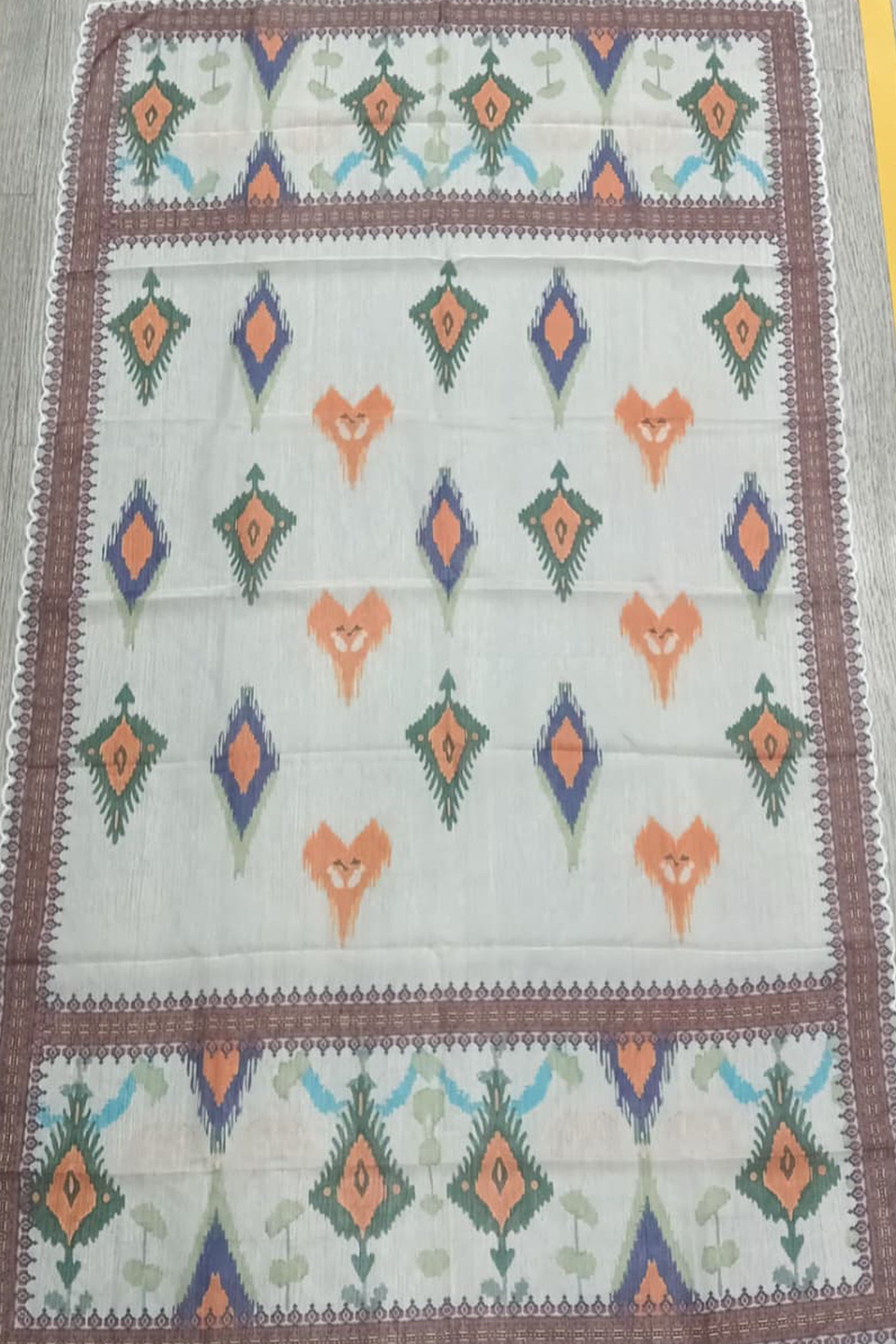 HK_LP53Dupatta/WhatsApp-Image-2026-04-22-at-15.16.16-(3).jpg