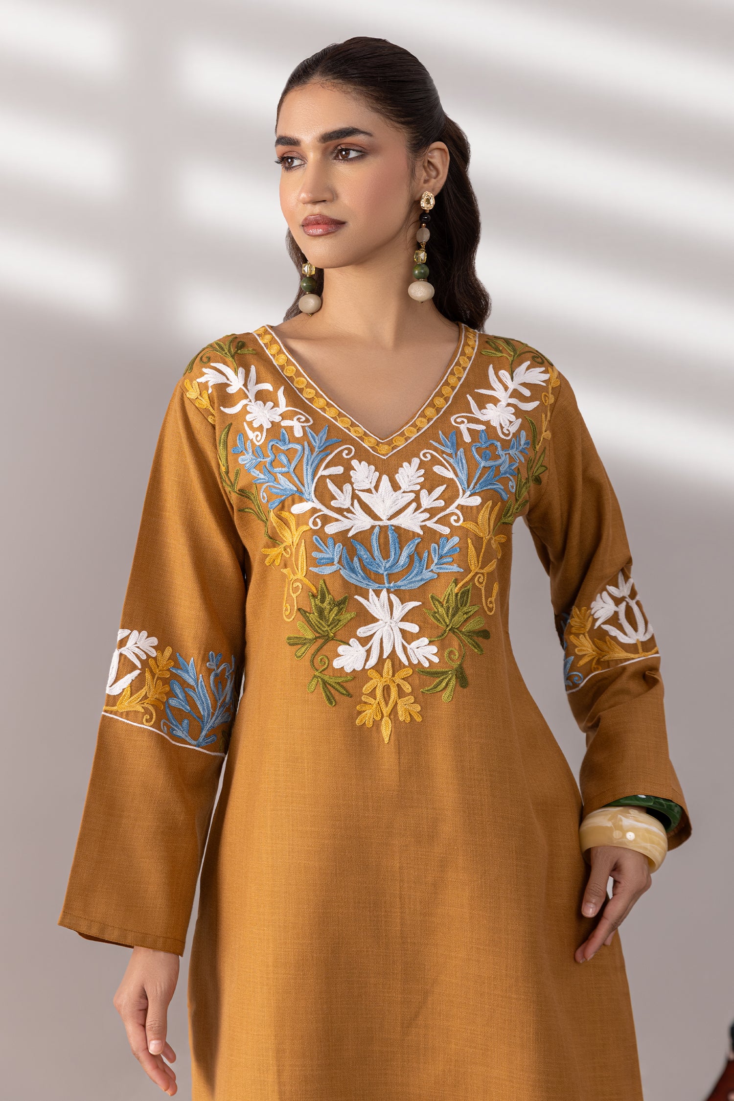 Cotton Kashmiri Aari Kurta Set - Brown
