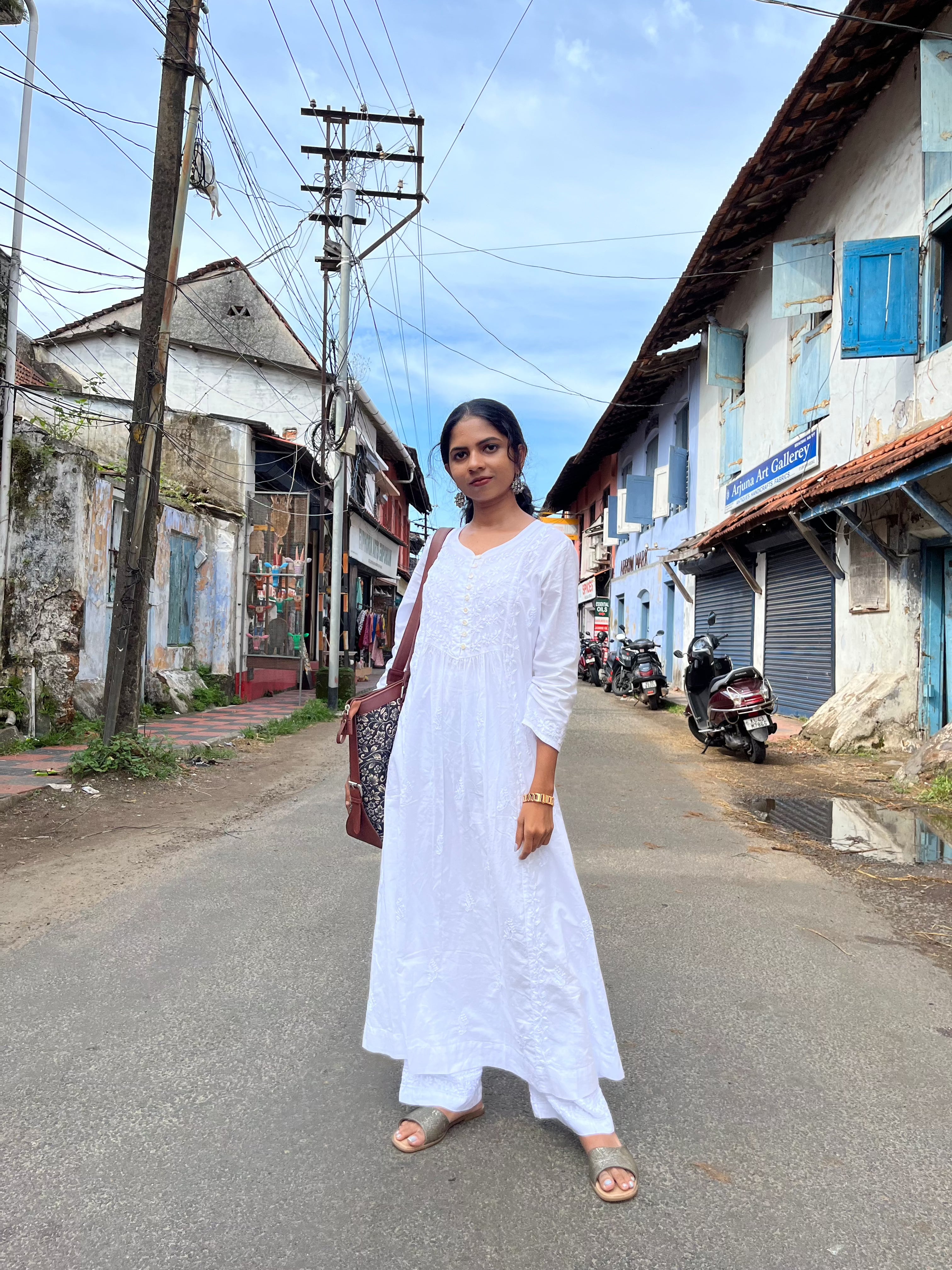 Anjana in Hand Embroidery Chikankari Long Kurti for Women in White - House Of Kari (Chikankari Clothing)