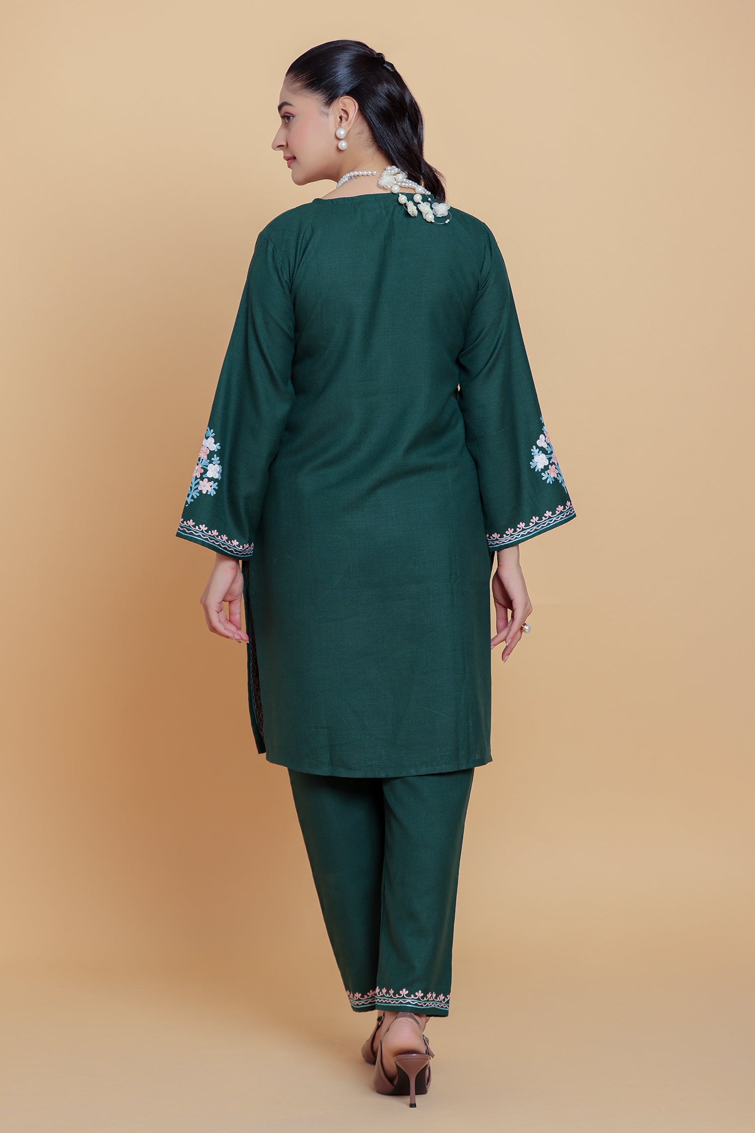 Cotton Kurta Set in Kashmiri Aari - Green