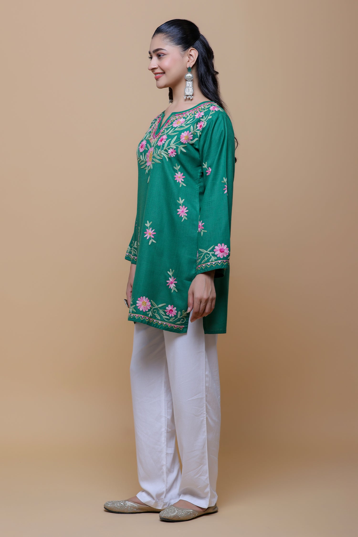 Cotton Kashmiri Aari Short Kurta - Green