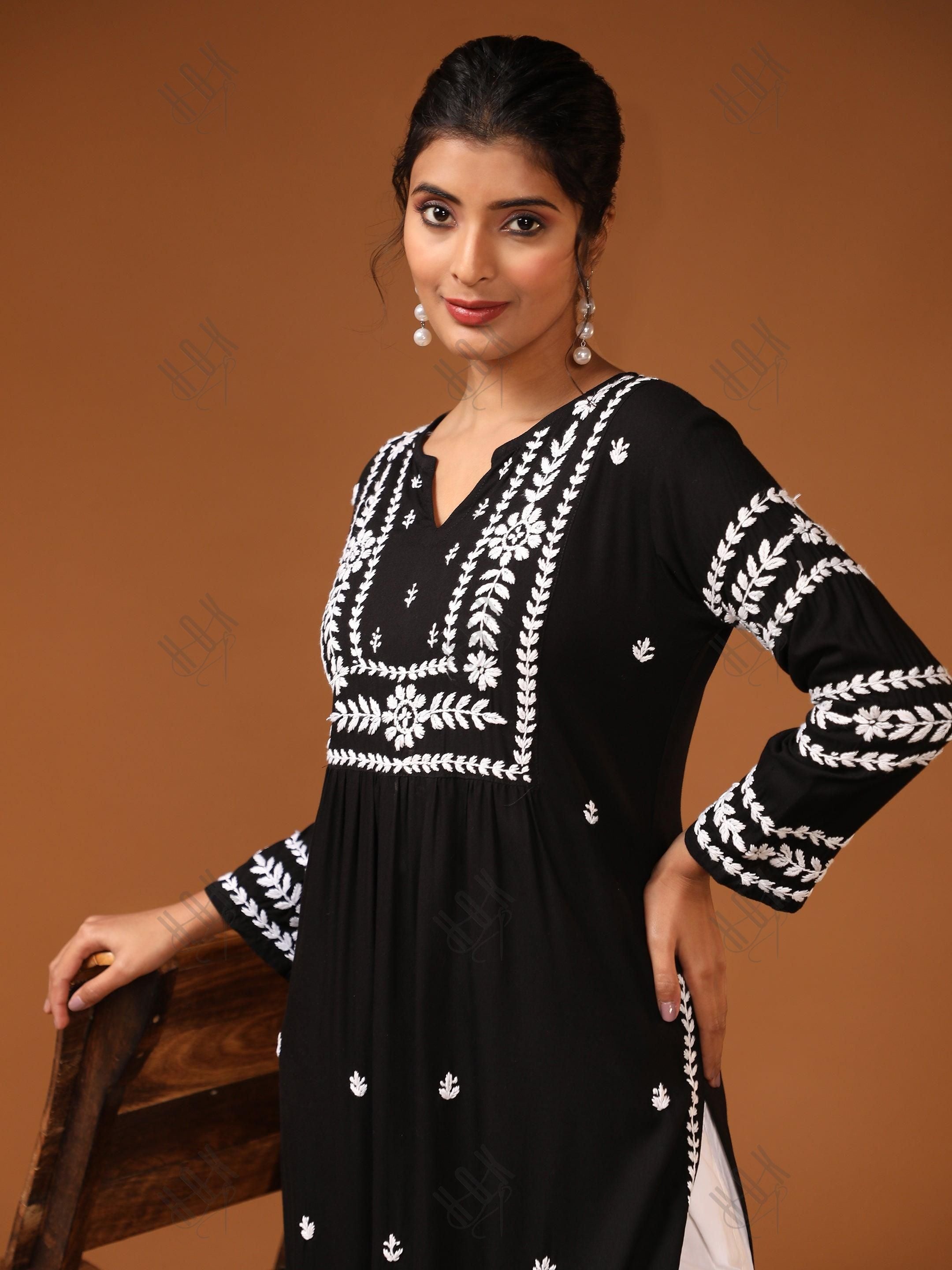 Shreya Jaiswal in HOK chikankari Long Kurta in Rayon Cotton for Women- Black - House Of Kari (Chikankari Clothing)