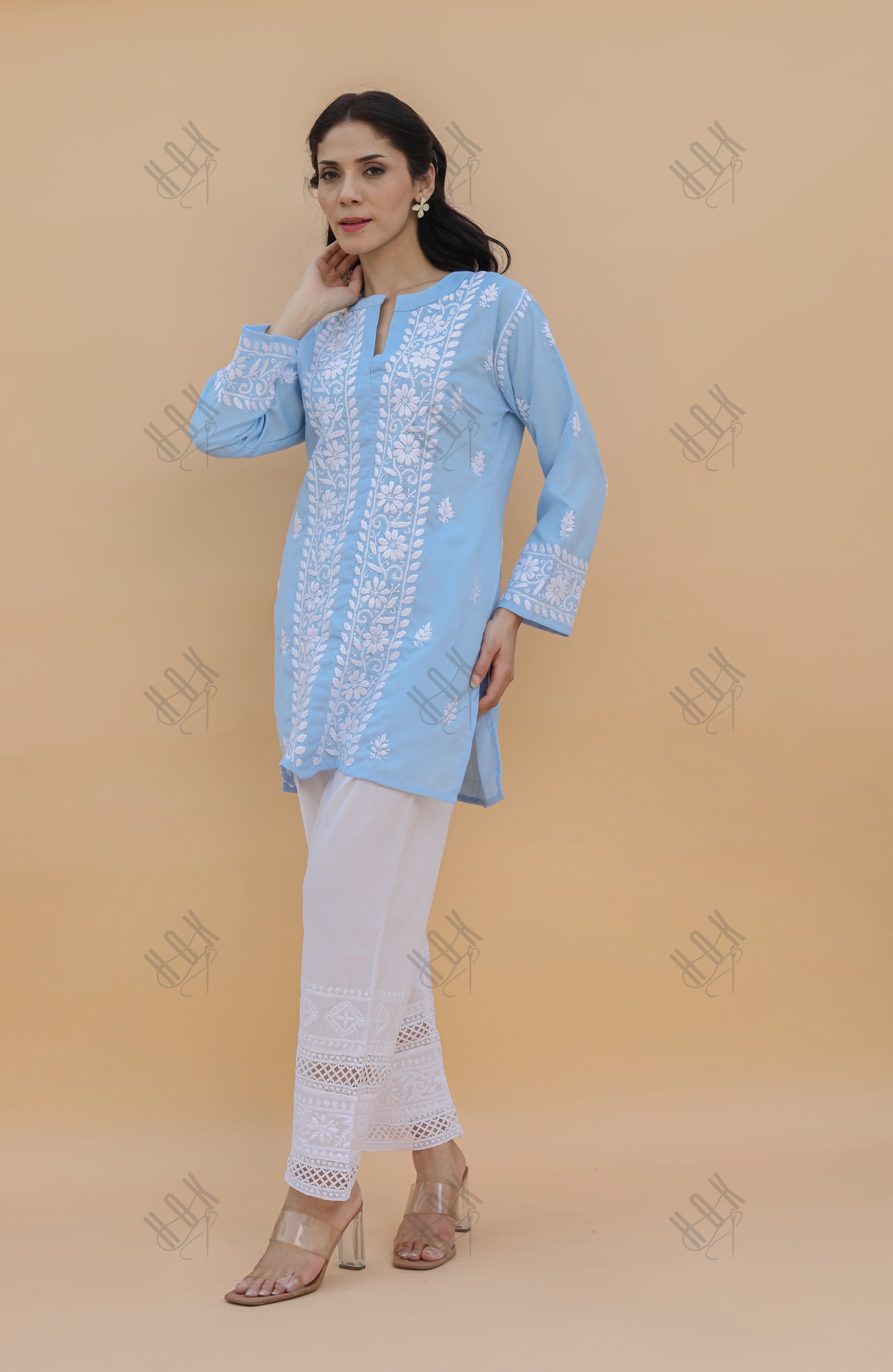 Saba Chikankari Short kurta in Slub cotton - Powder Blue