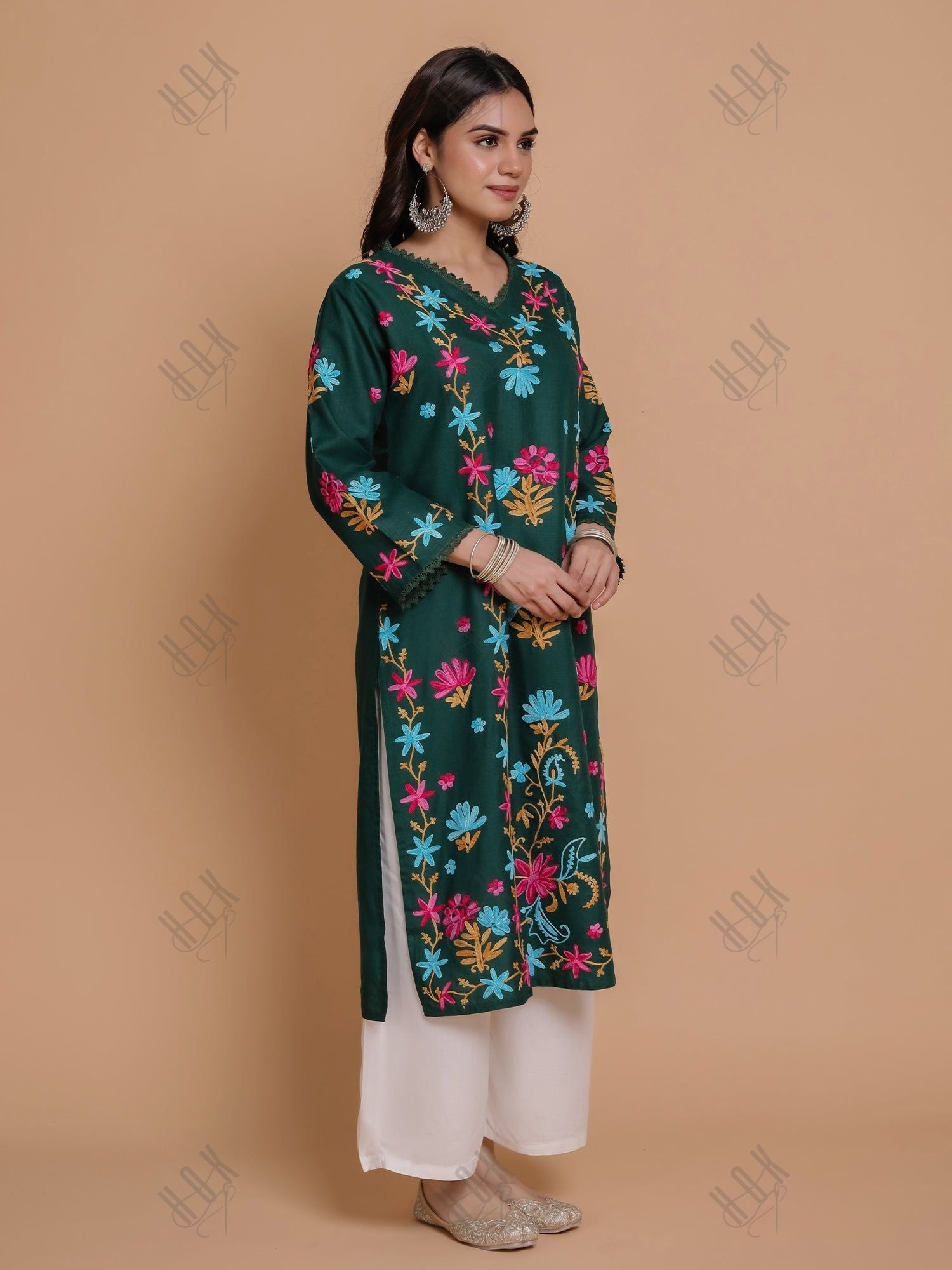 Falak Kashmiri Long Kurta - Green