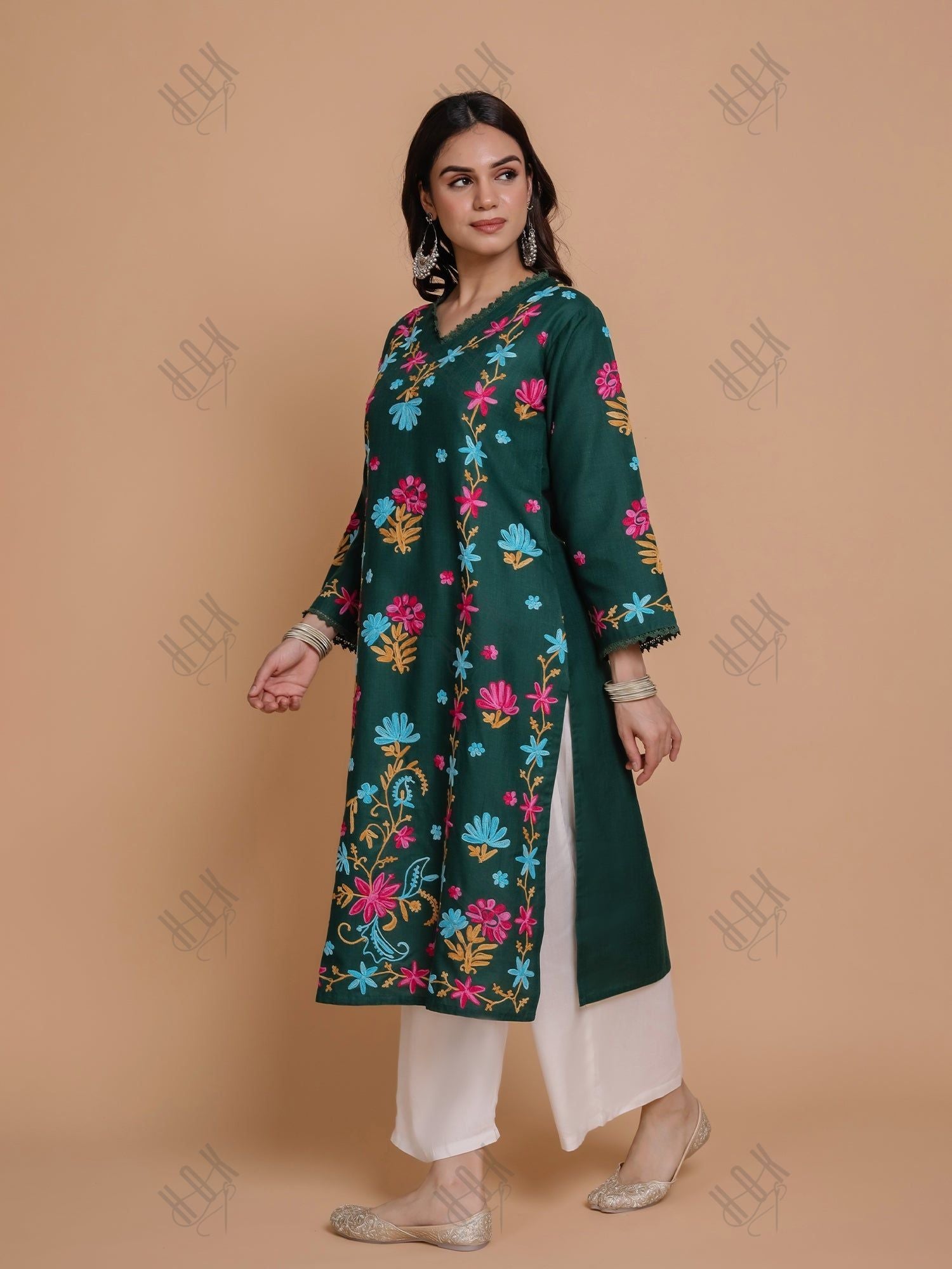 Falak Kashmiri Long Kurta - Green