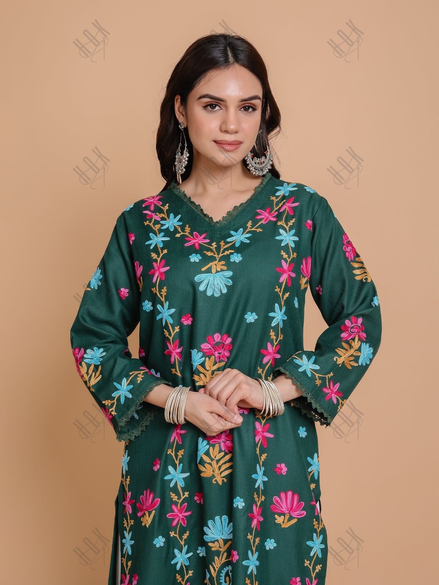 Falak Kashmiri Long Kurta - Green