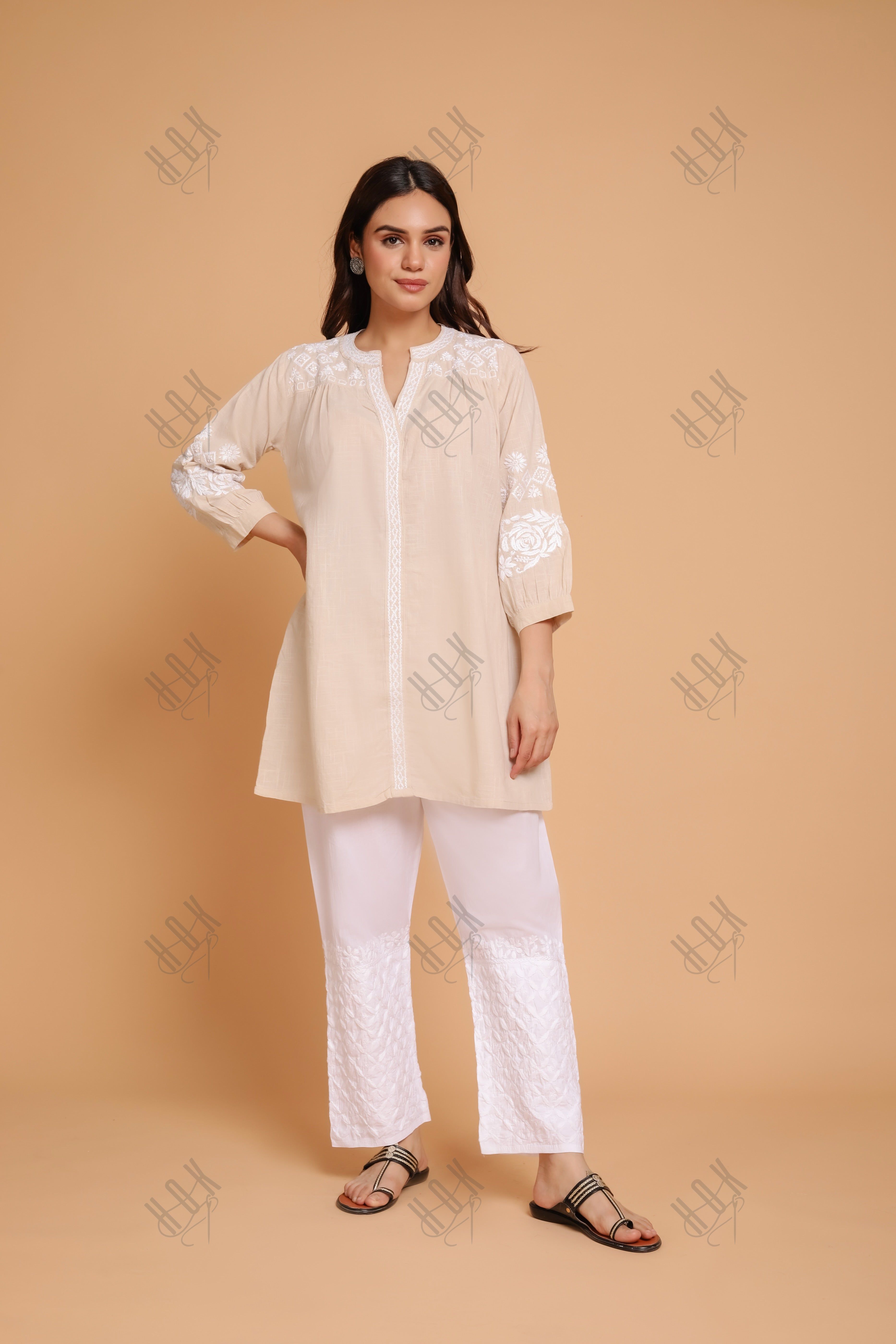 Saba Chikankari Short kurta in Slub Cotton - Beige