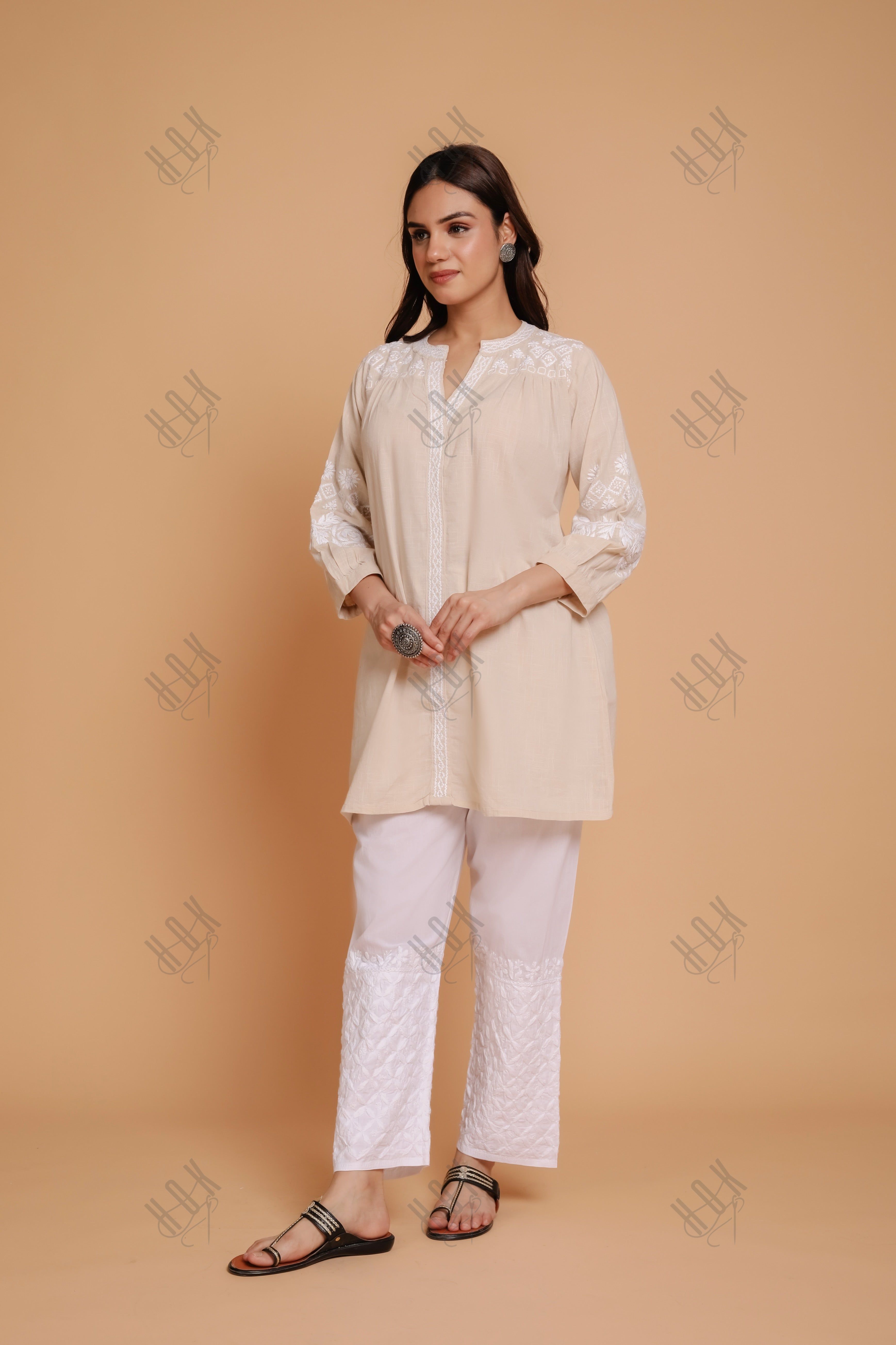 Saba Chikankari Short kurta in Slub Cotton - Beige