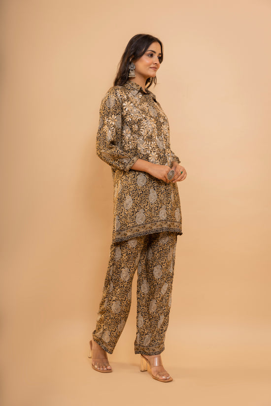 Load image into Gallery viewer, Fizaa Black and Golden Polysilk Print Set with Beige Hand Embroidery
