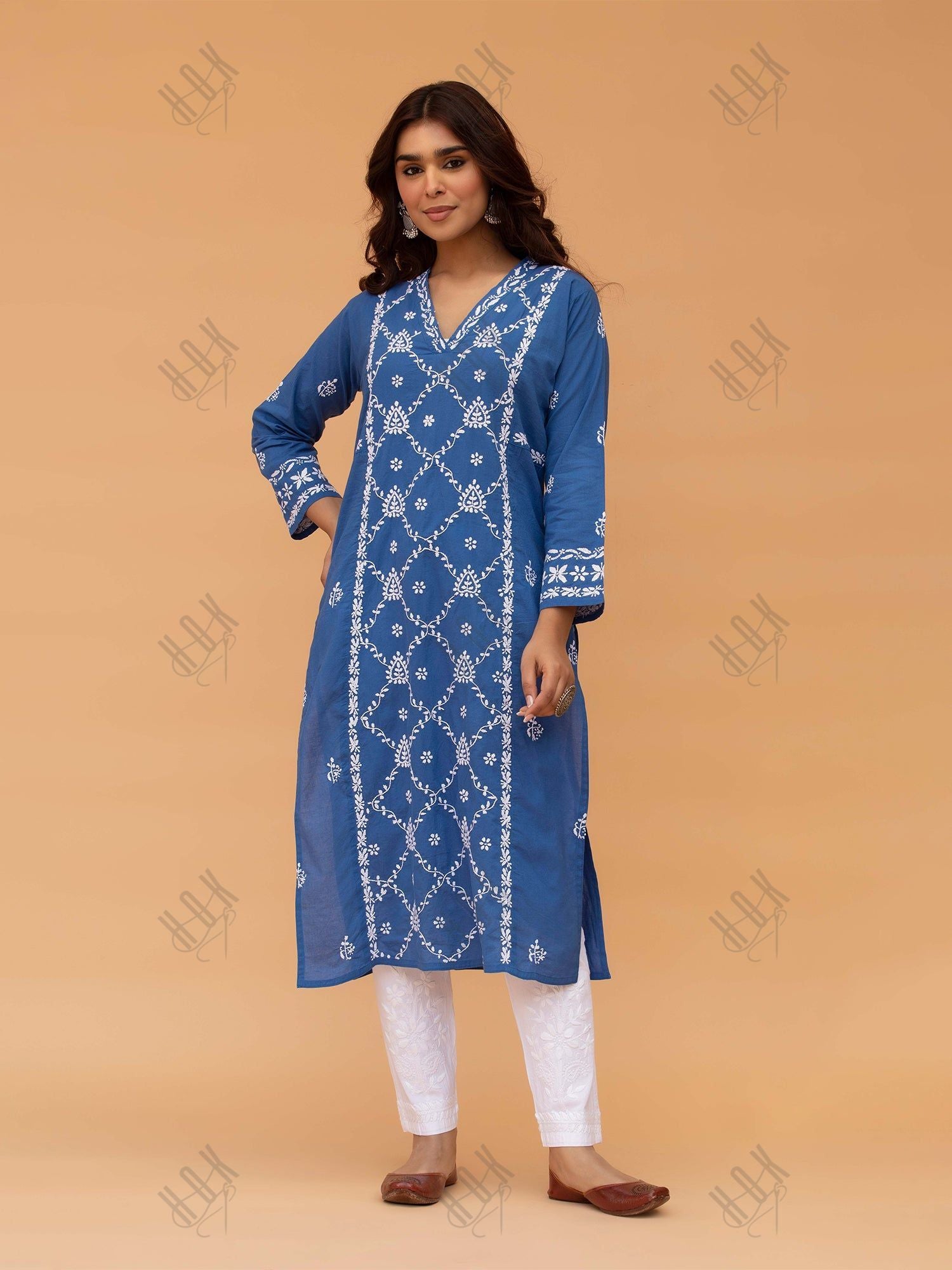 Saba Chikankari kurta in cotton - Blue