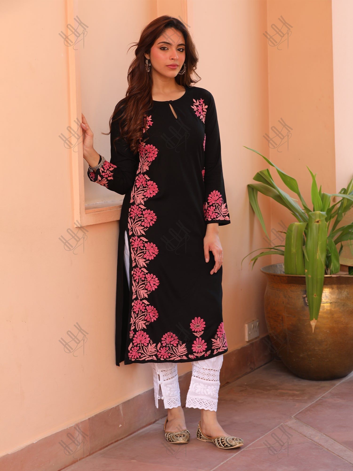 Saba Chikankari Kurta in Rayon Cotton - Black