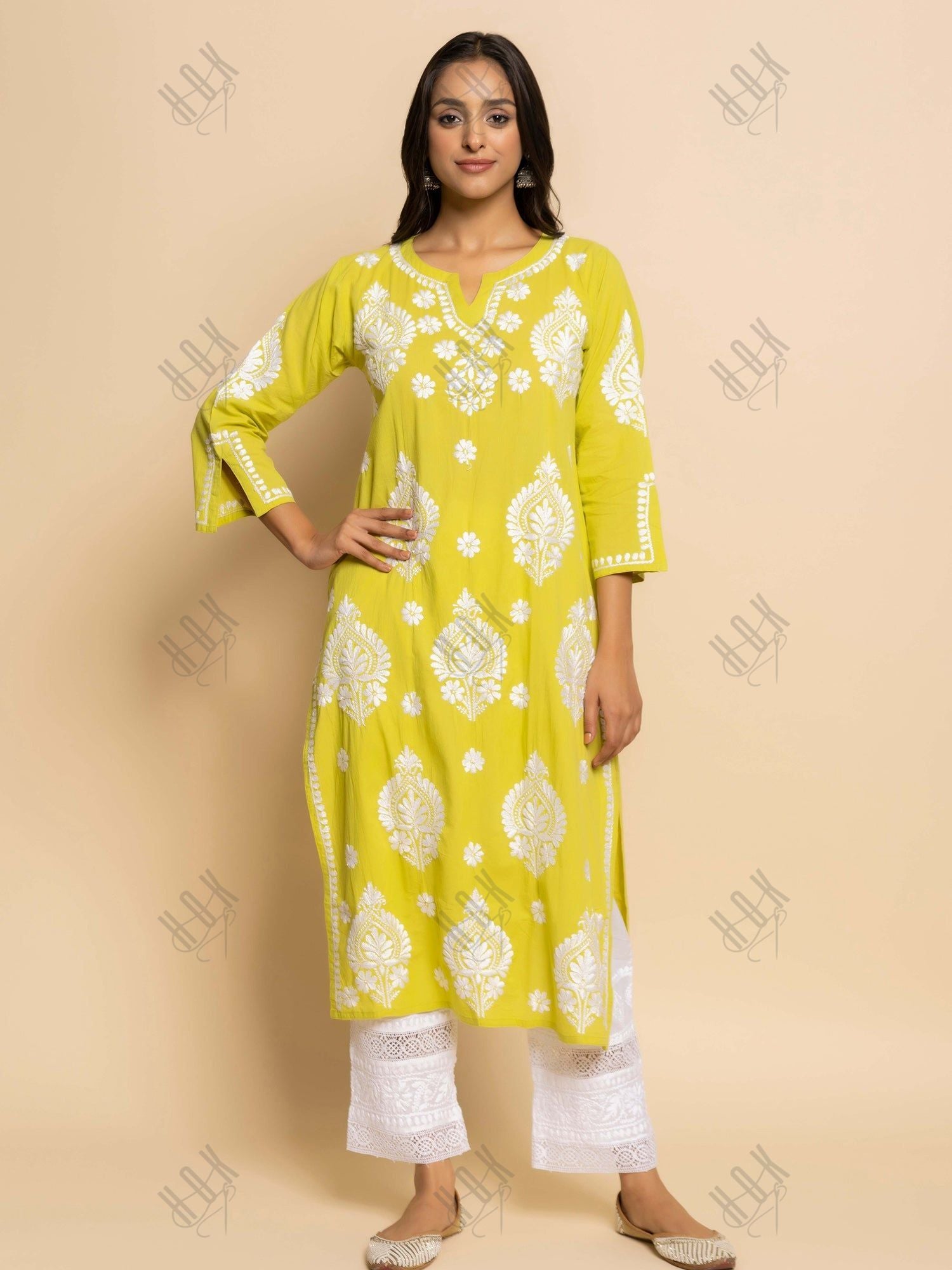 Fizaa Chikankari Kurta in Rayon Cotton Notch Neck Green