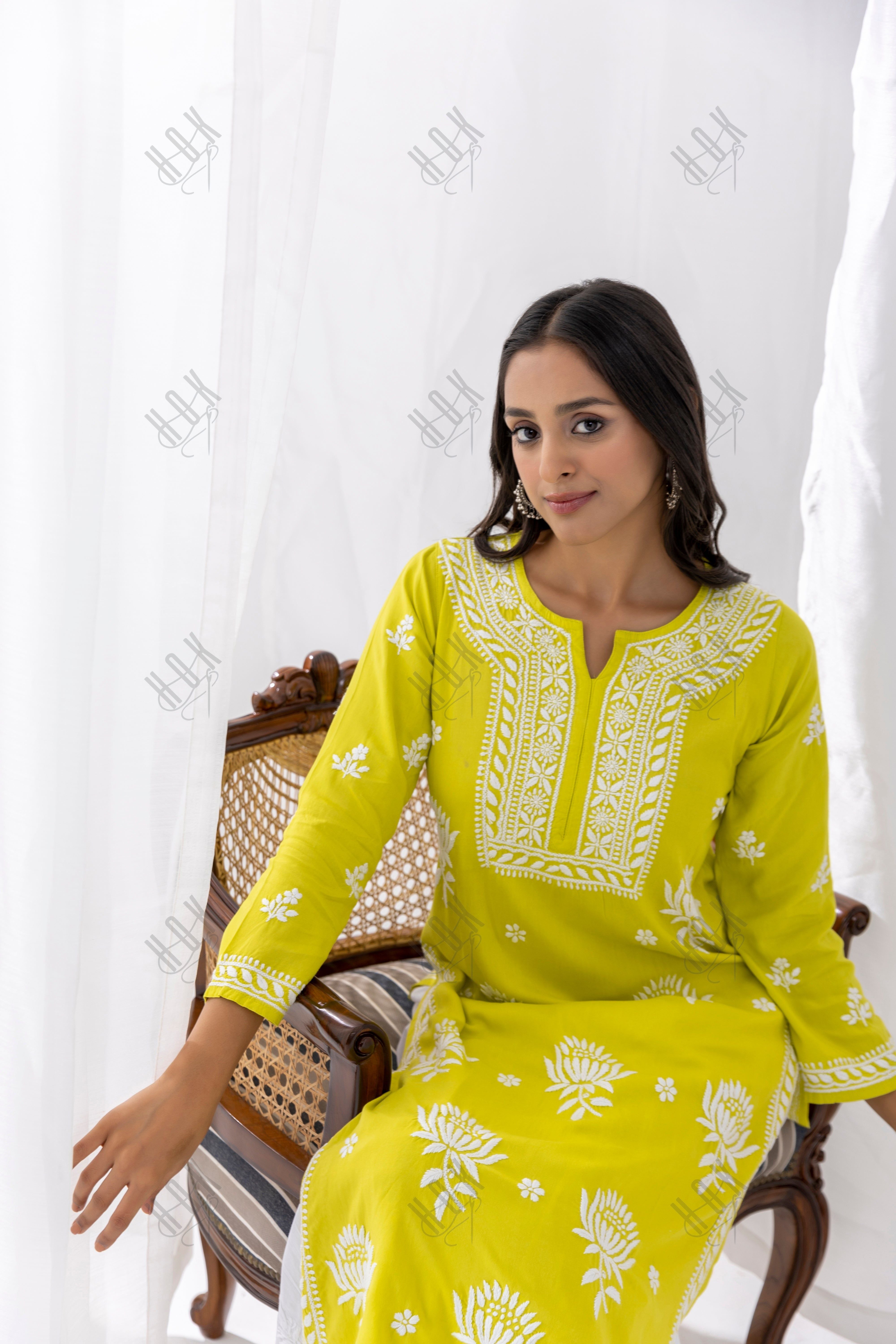 Fizaa Kurta with Chikankari Hand Embroidery Lemon