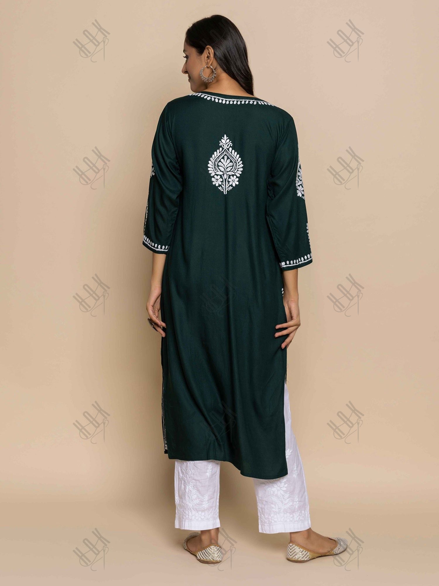 Fizaa Chikankari Kurta in Rayon Cotton Notch Neck Sea Green