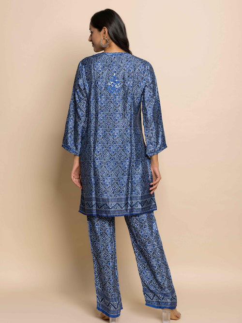 Load image into Gallery viewer, Fizaa Hand embroidered chikankari cord set in Poly Silk Blue - House Of Kari (Chikankari Clothing)
