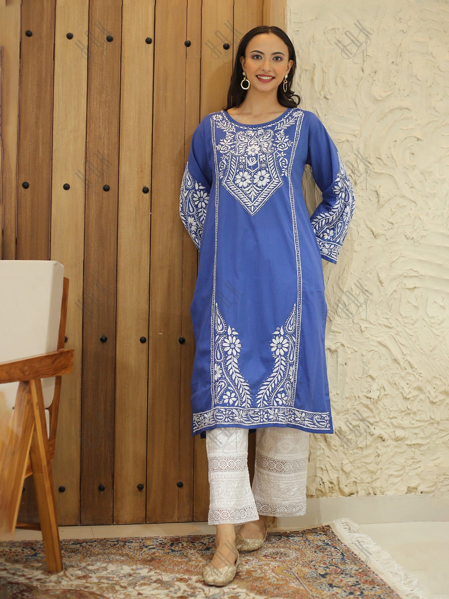 Saba Chikankari Kurti in Cambric Cotton - Blue