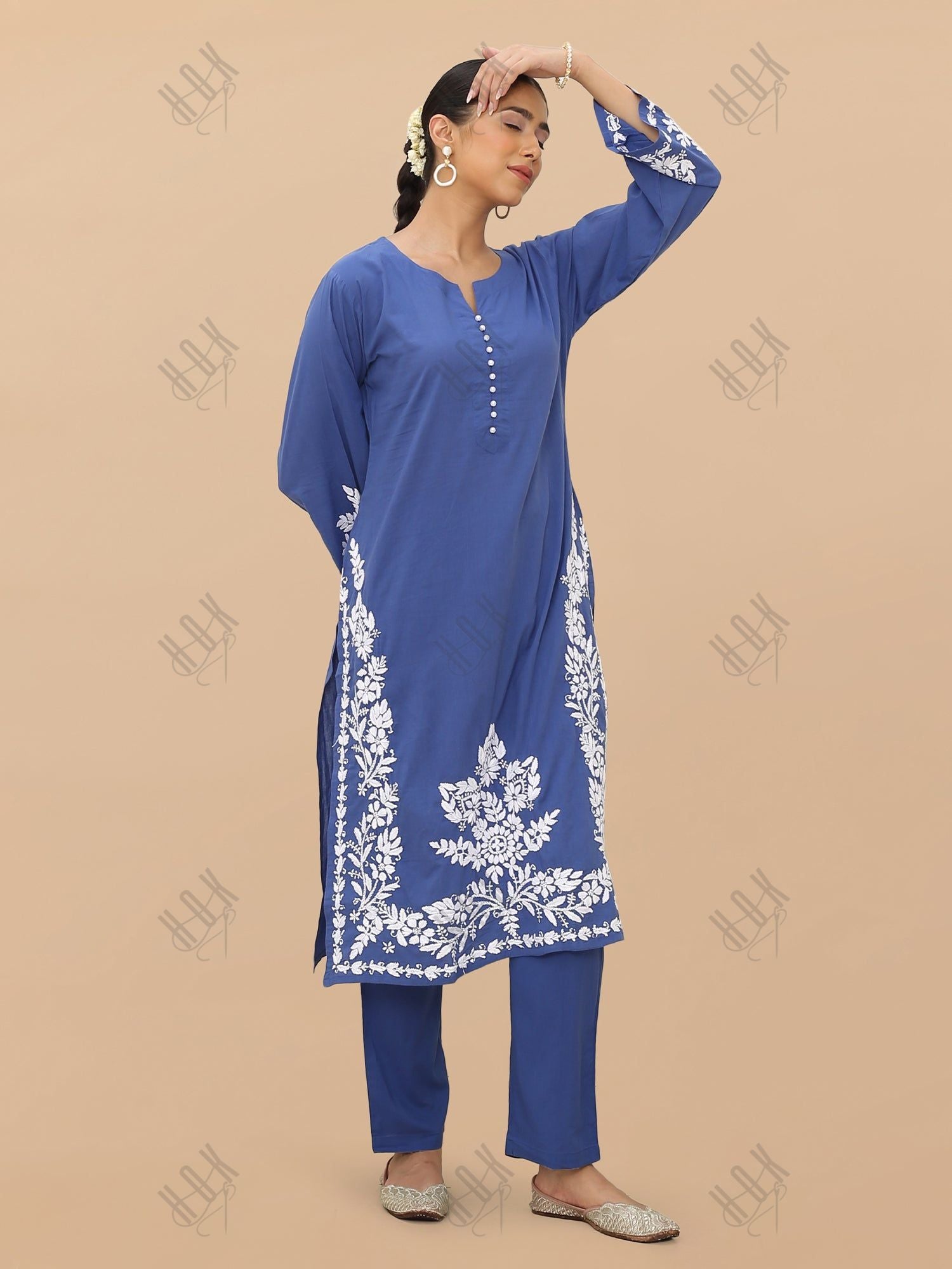 Saba Chikankari Kurta Set in Cambric Cotton - Blue