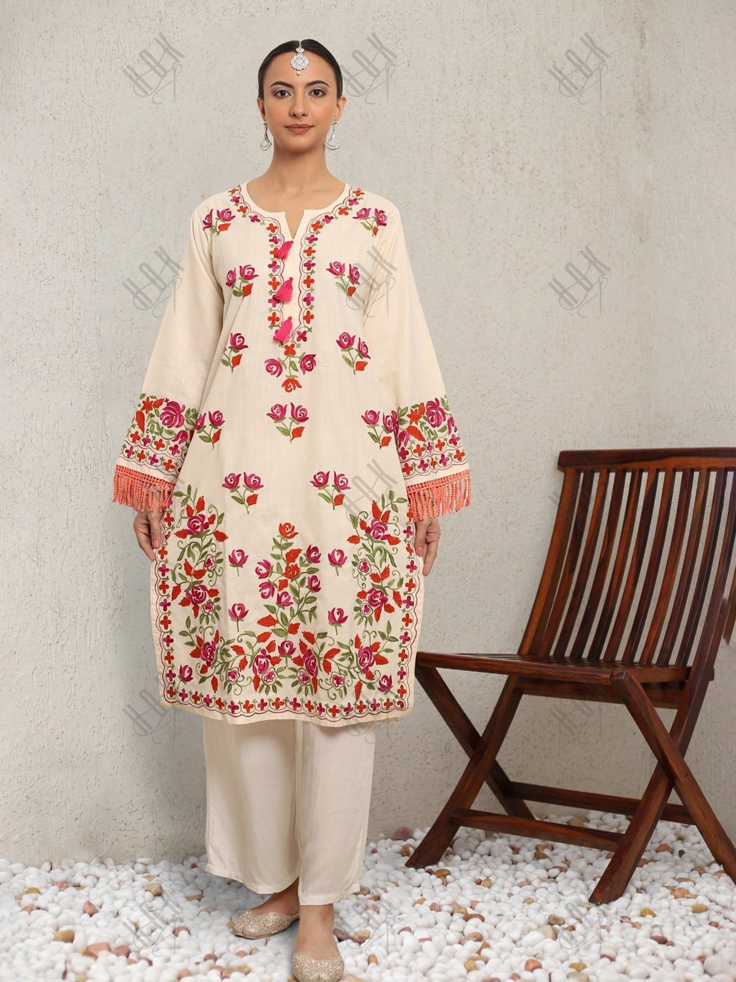 Falak Kashmiri Long Kurta - Off White