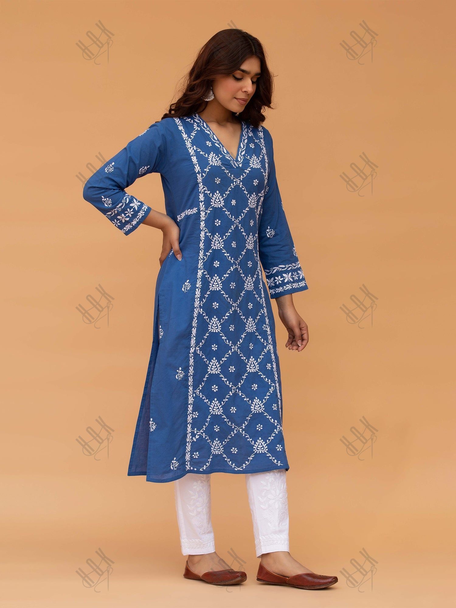 Saba Chikankari kurta in cotton - Blue