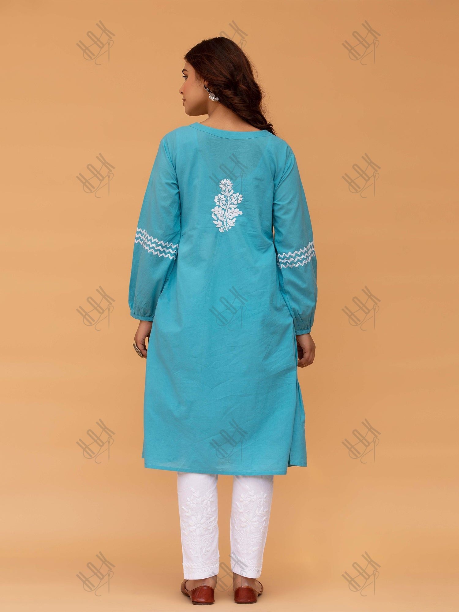 Saba Chikankari kurta in cotton - Sky Blue