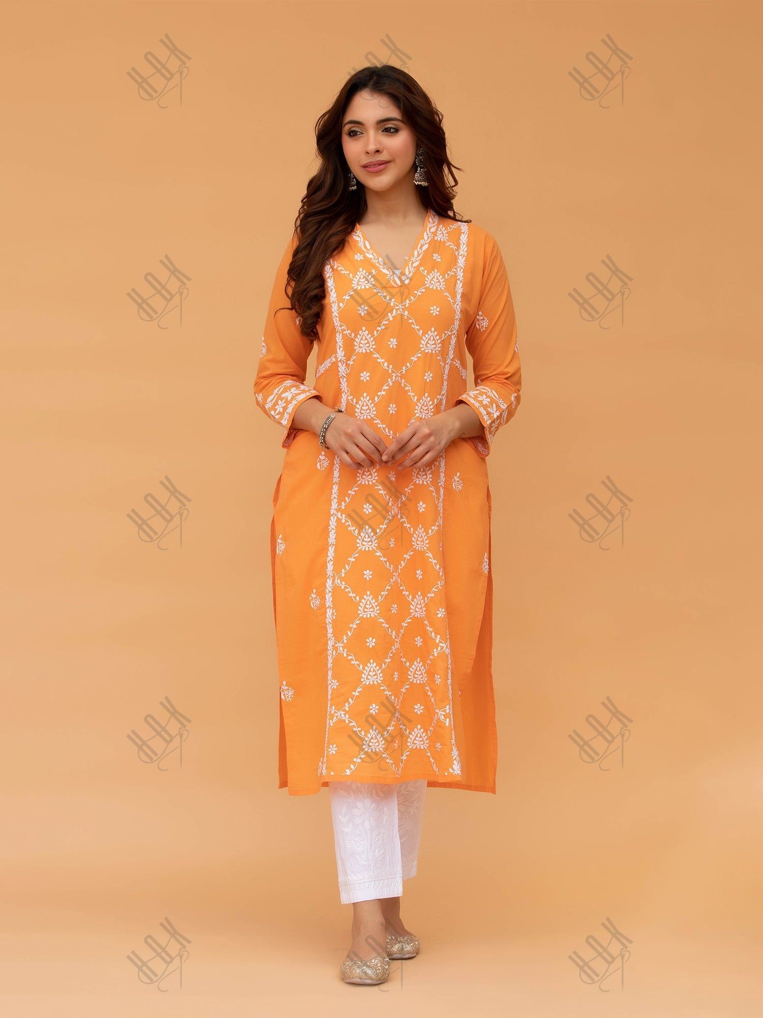 Saba Chikankari kurta in cotton - Orange