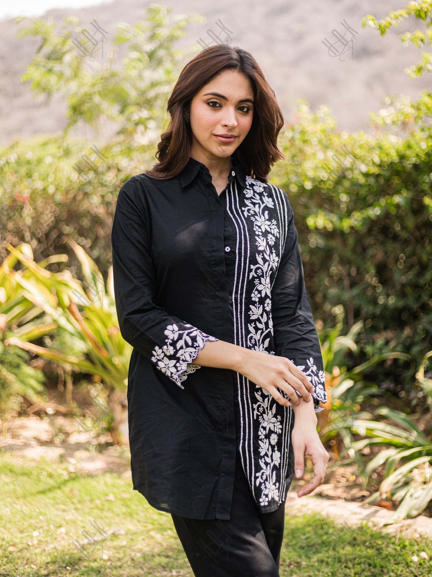 Saba Chikankari Co-ord Set in Cotton Cambric - Black With White