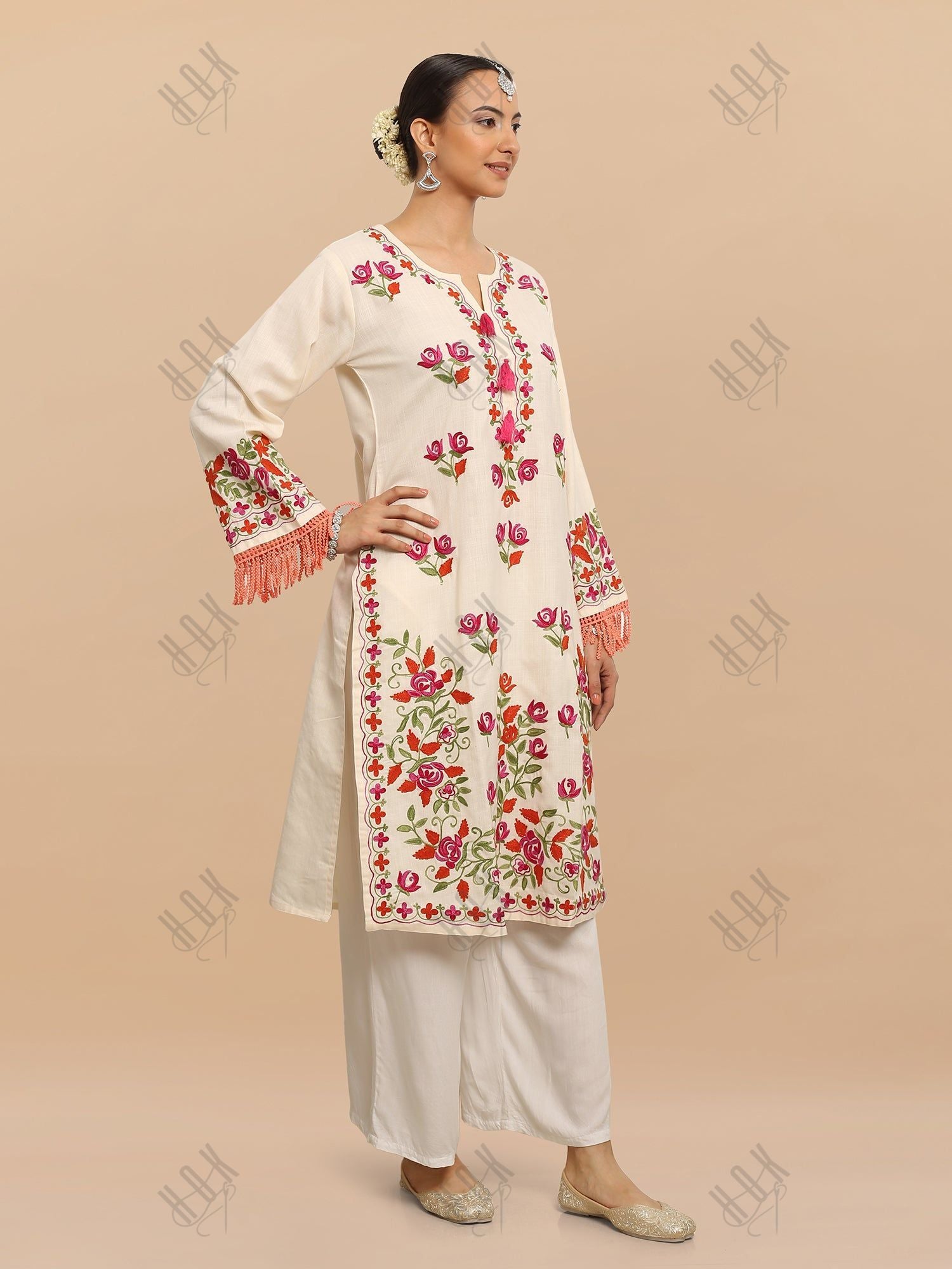 Falak Kashmiri Long Kurta - Off White