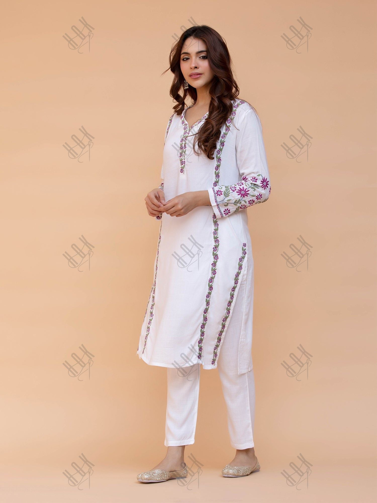 Saba Chikankari Co-ord Set in Cotton Silk - White