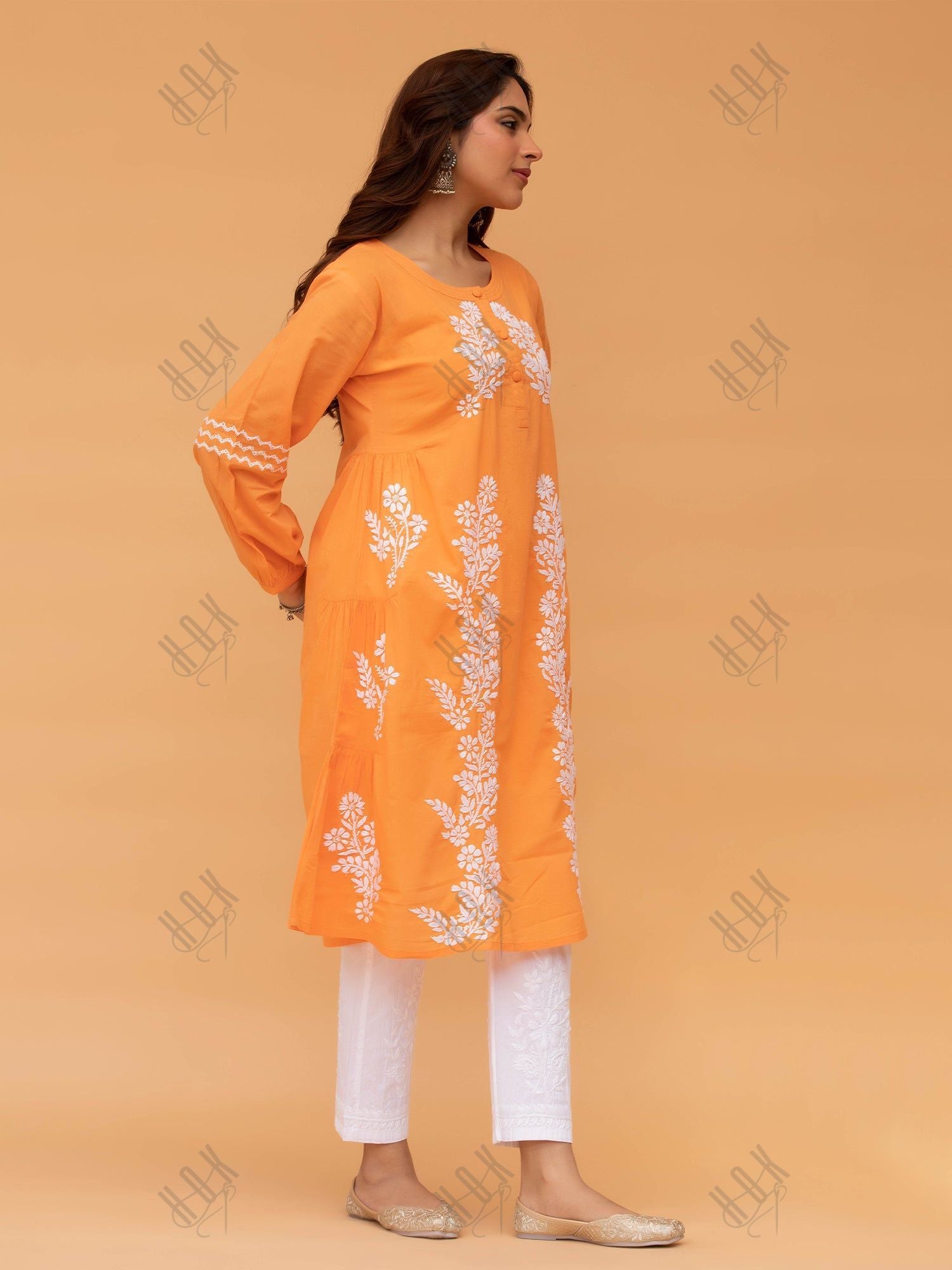 Saba Chikankari kurta in cotton - Orange