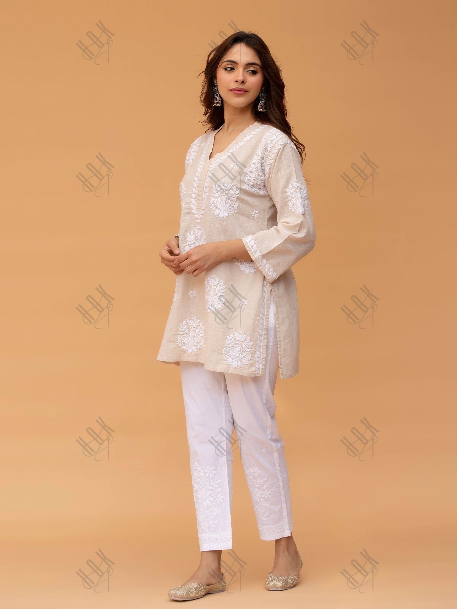 Anushka in Saba Chikankari Short kurta in Slub cotton - Beige