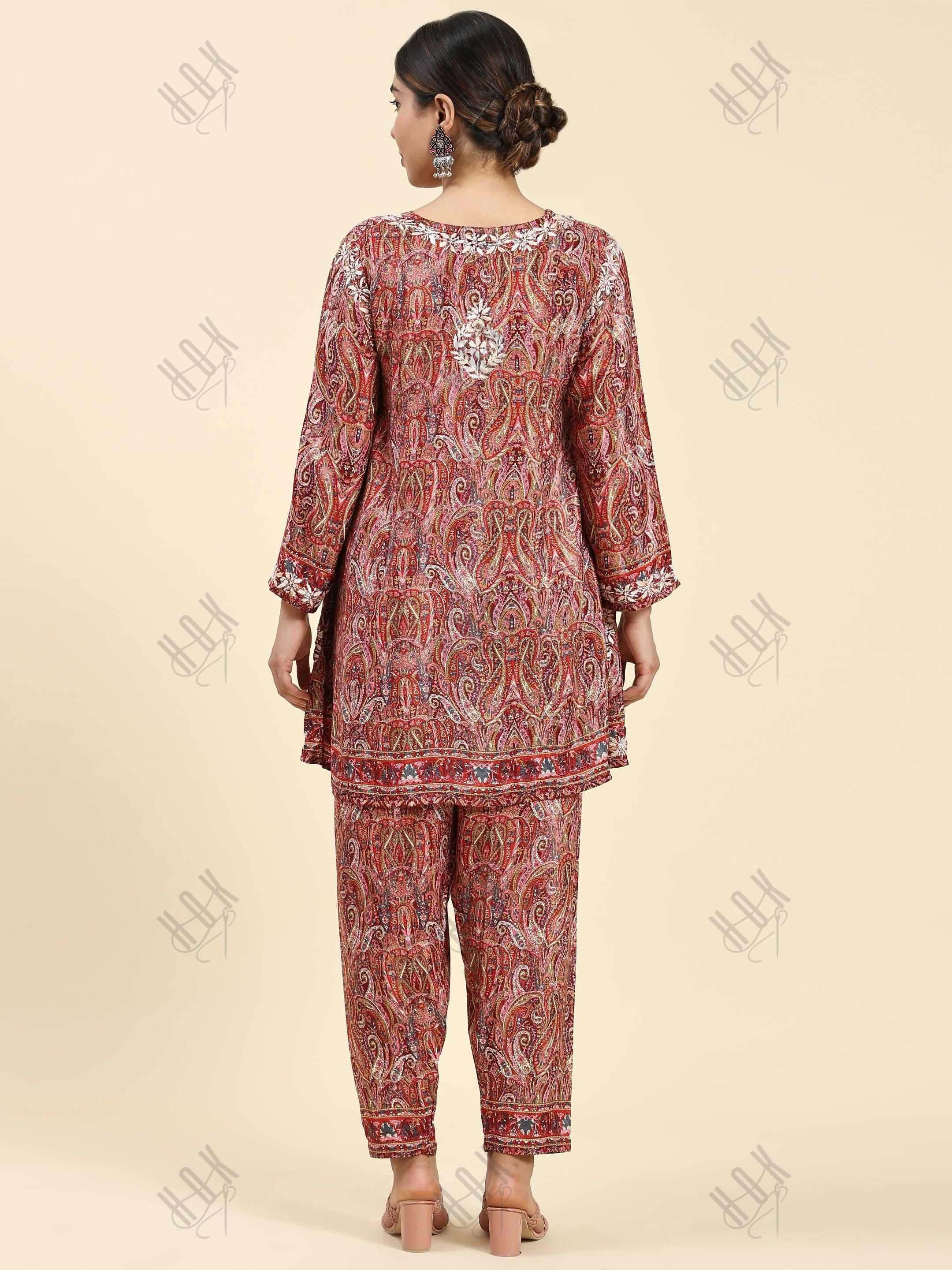 18 Best Silk Pajamas 2024 For A Luxurious Night's Rest | Vogue