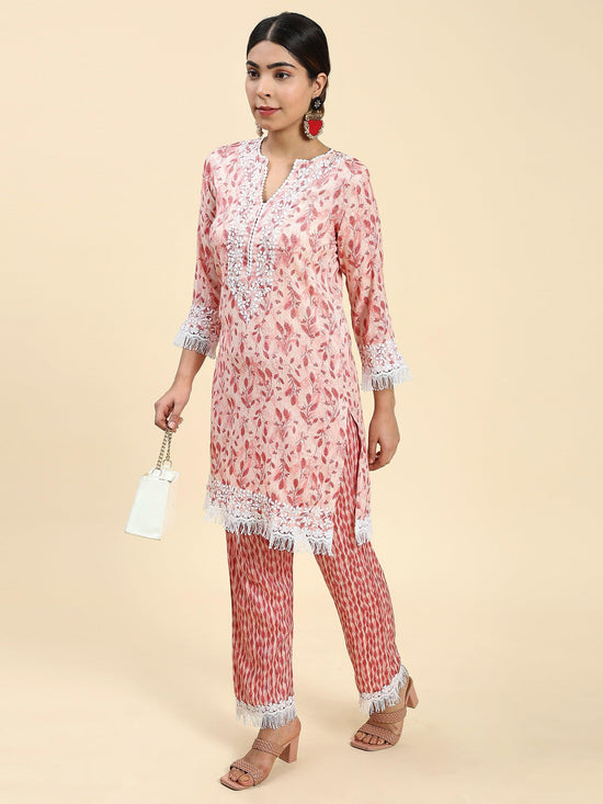 Load image into Gallery viewer, Simran in Samma Chikankari Co-ord set in Cotton for Women- Pink - House Of Kari (Chikankari Clothing)
