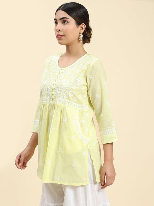 Load image into Gallery viewer, Samma Chikankari Short Kurta in Cotton for Women - Yellow - House Of Kari (Chikankari Clothing)
