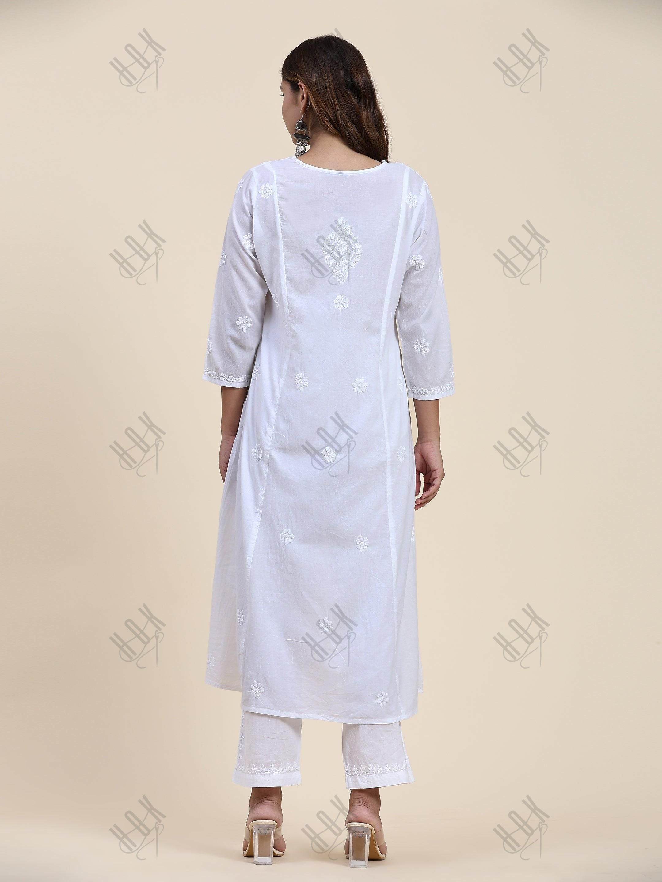 Samma Chikankari Long Kurta V-Neck Cotton for Women- White - House Of Kari (Chikankari Clothing)