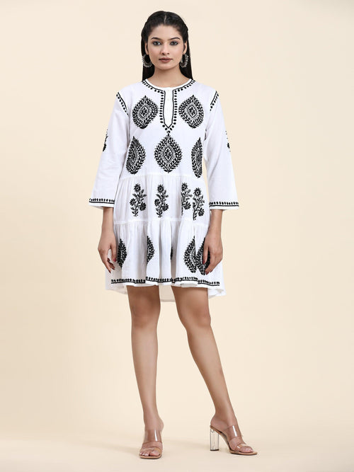 Load image into Gallery viewer, Samma Chikankari Dress In Cotton for Women- White With Black - House Of Kari (Chikankari Clothing)
